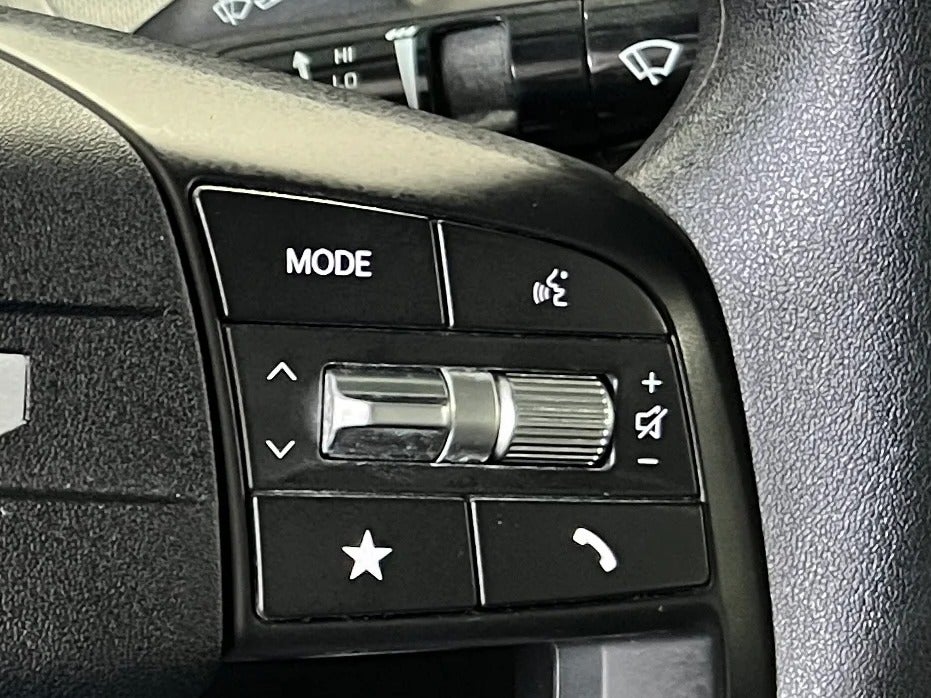2025 Kia K4 LXS - Photo 17