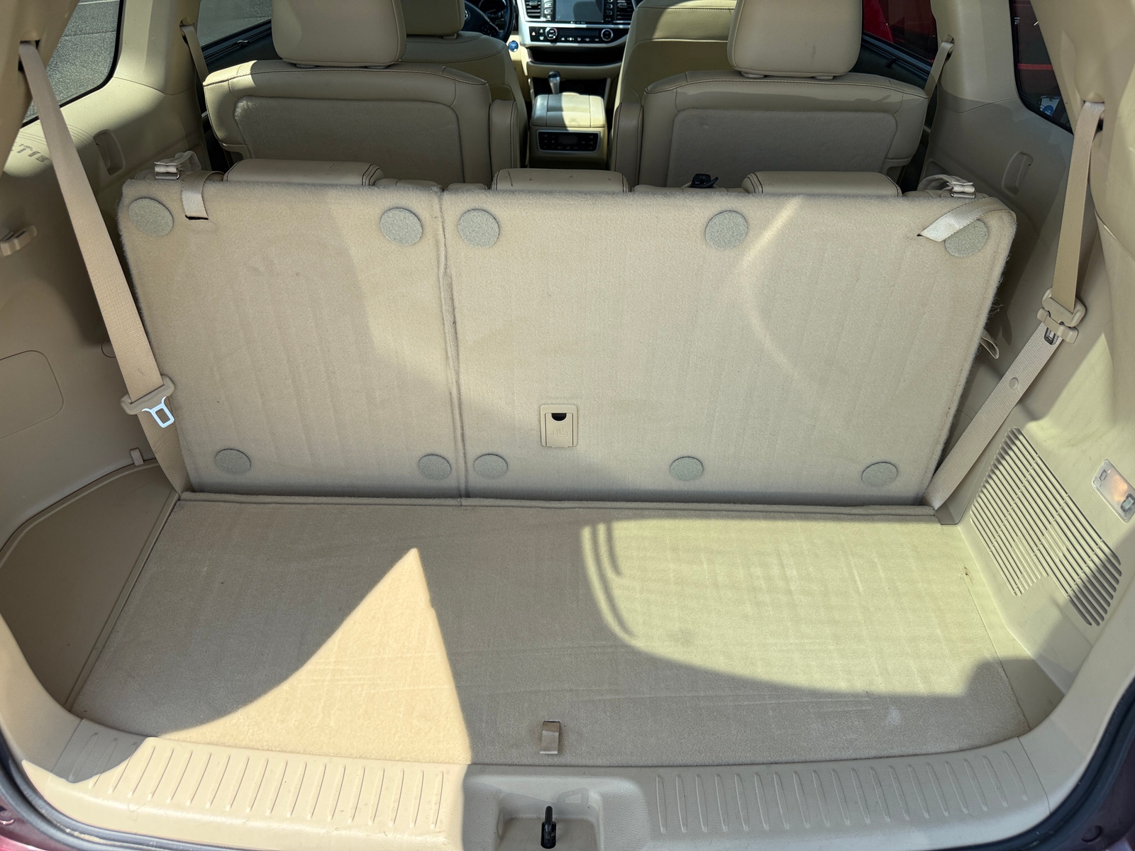 Thumbnail: 2016 Toyota Highlander - 6