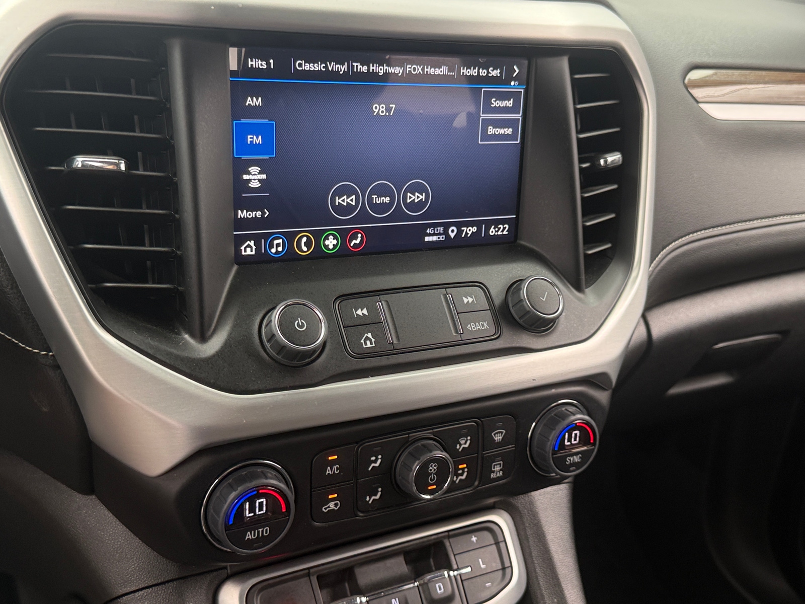 Thumbnail: 2023 GMC Acadia - 4
