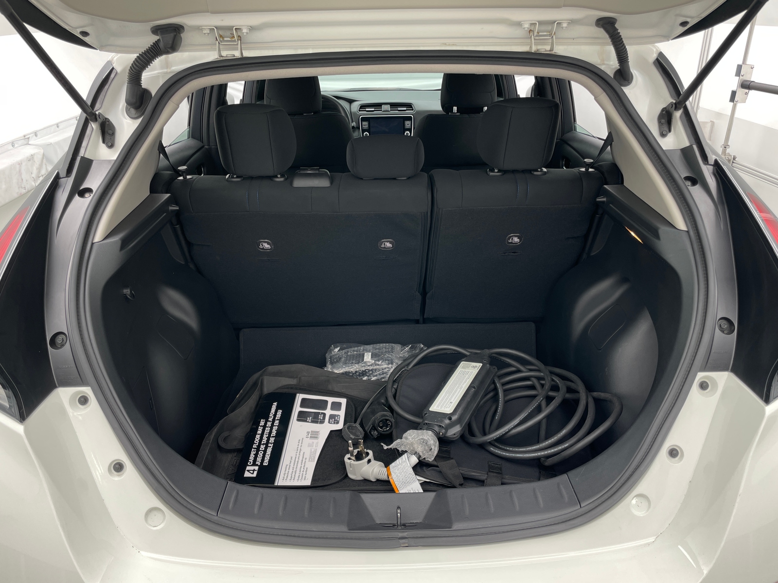 Thumbnail: 2025 Nissan Leaf - 7