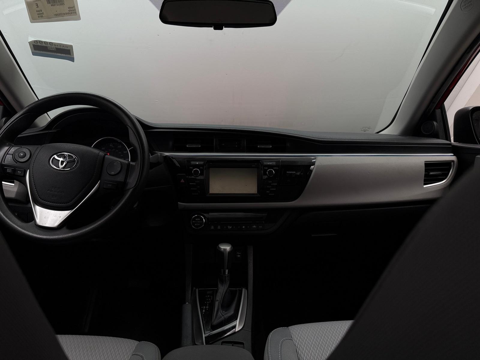 Thumbnail: 2015 Toyota Corolla - 3