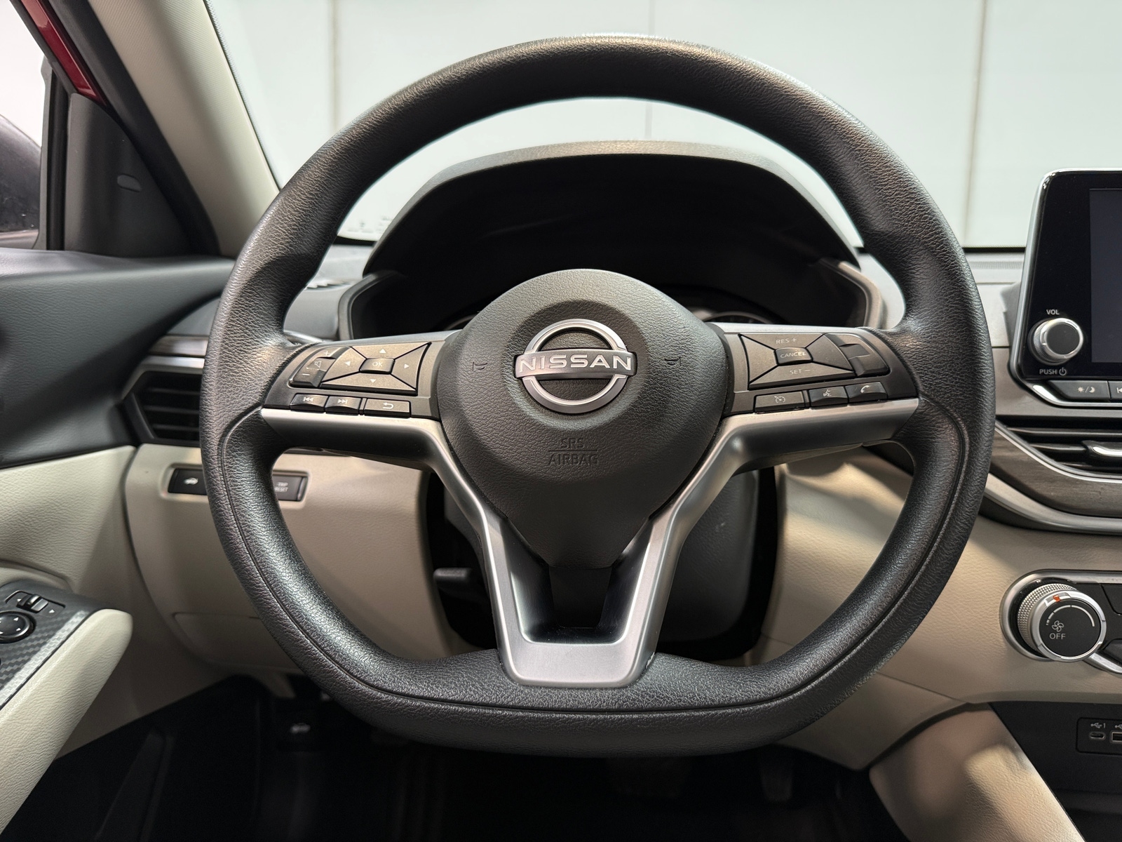 Thumbnail: 2025 Nissan Altima - 5