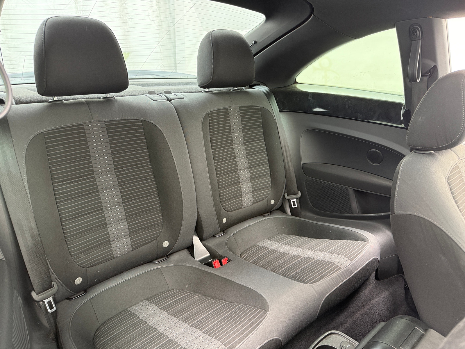 Thumbnail: 2012 Volkswagen Beetle - 6