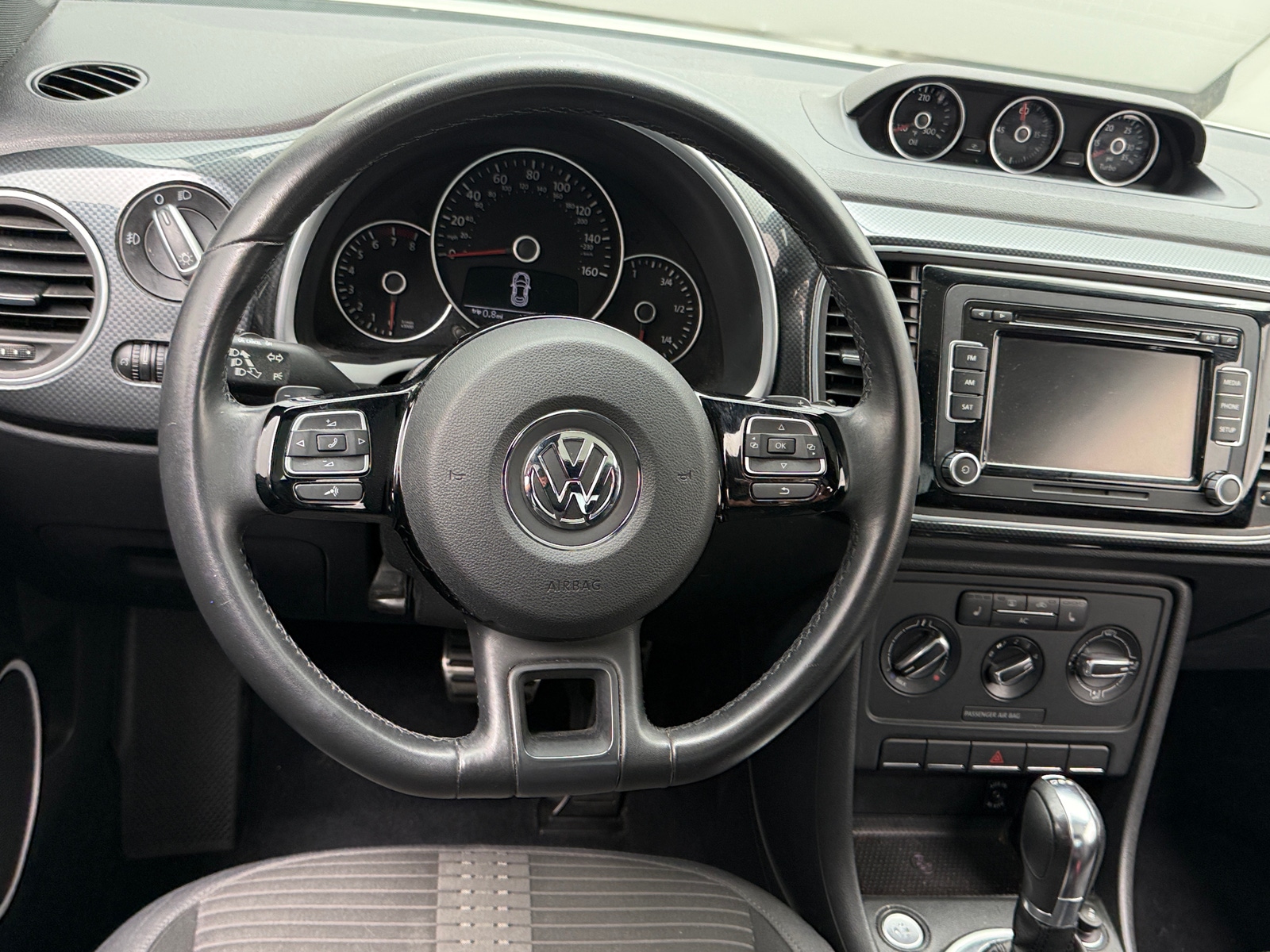 Thumbnail: 2012 Volkswagen Beetle - 5