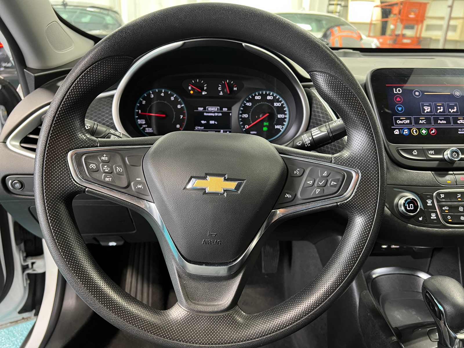 Thumbnail: 2024 Chevrolet Malibu - 5