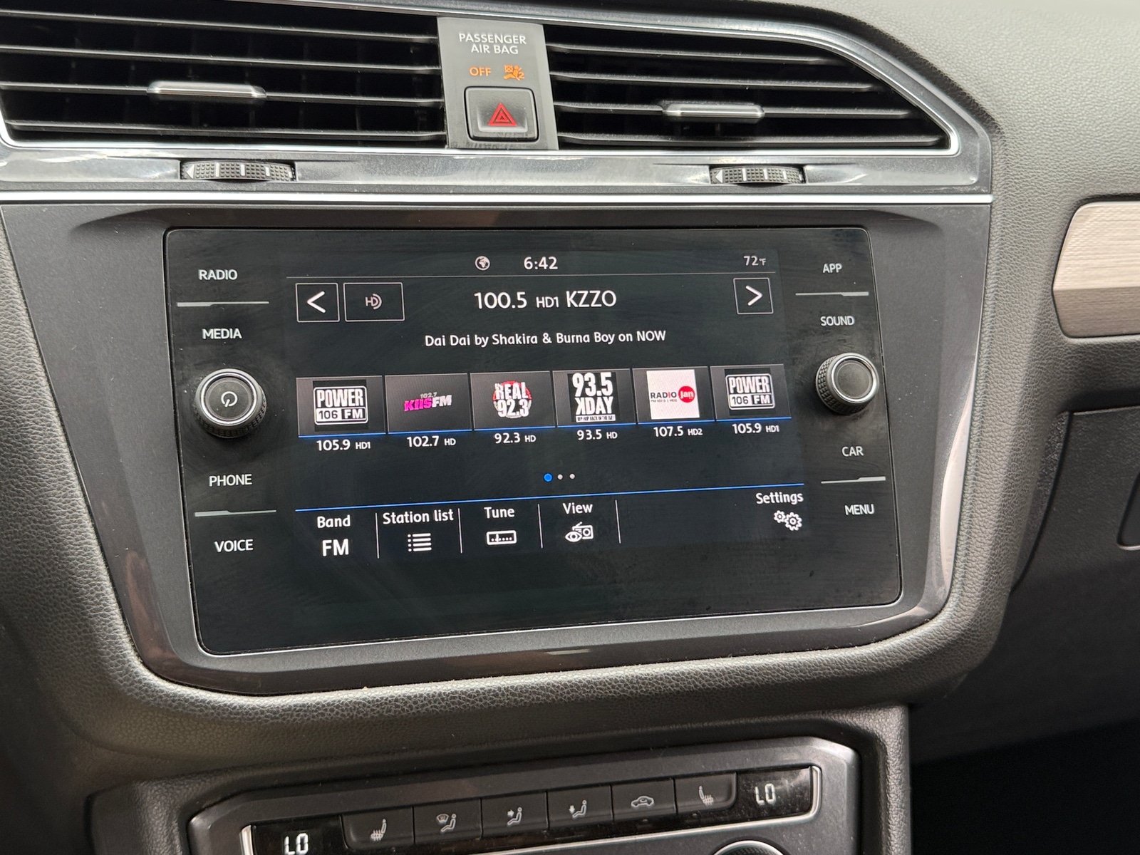 Thumbnail: 2020 Volkswagen Tiguan - 3