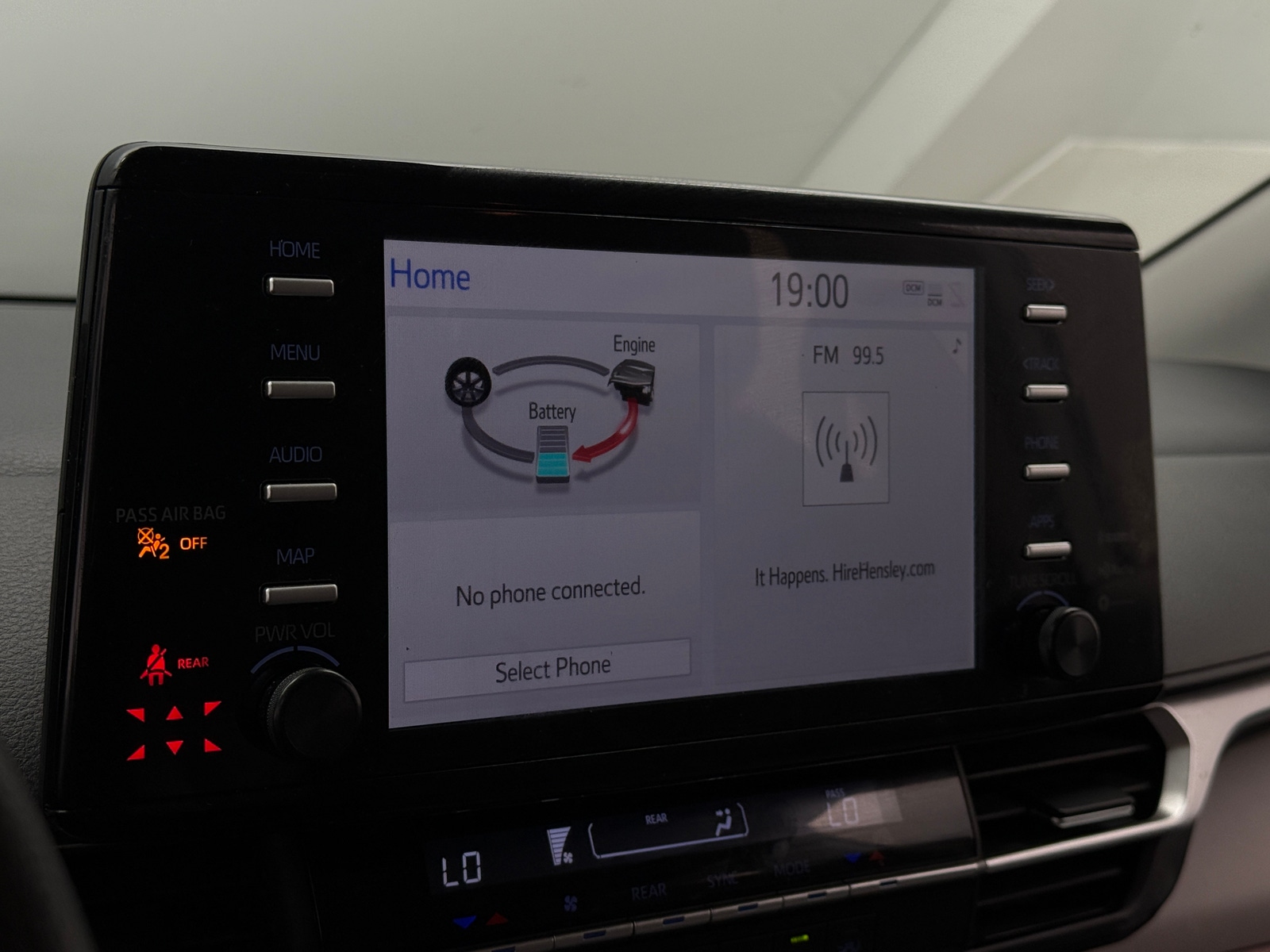 Thumbnail: 2021 Toyota Sienna - 4
