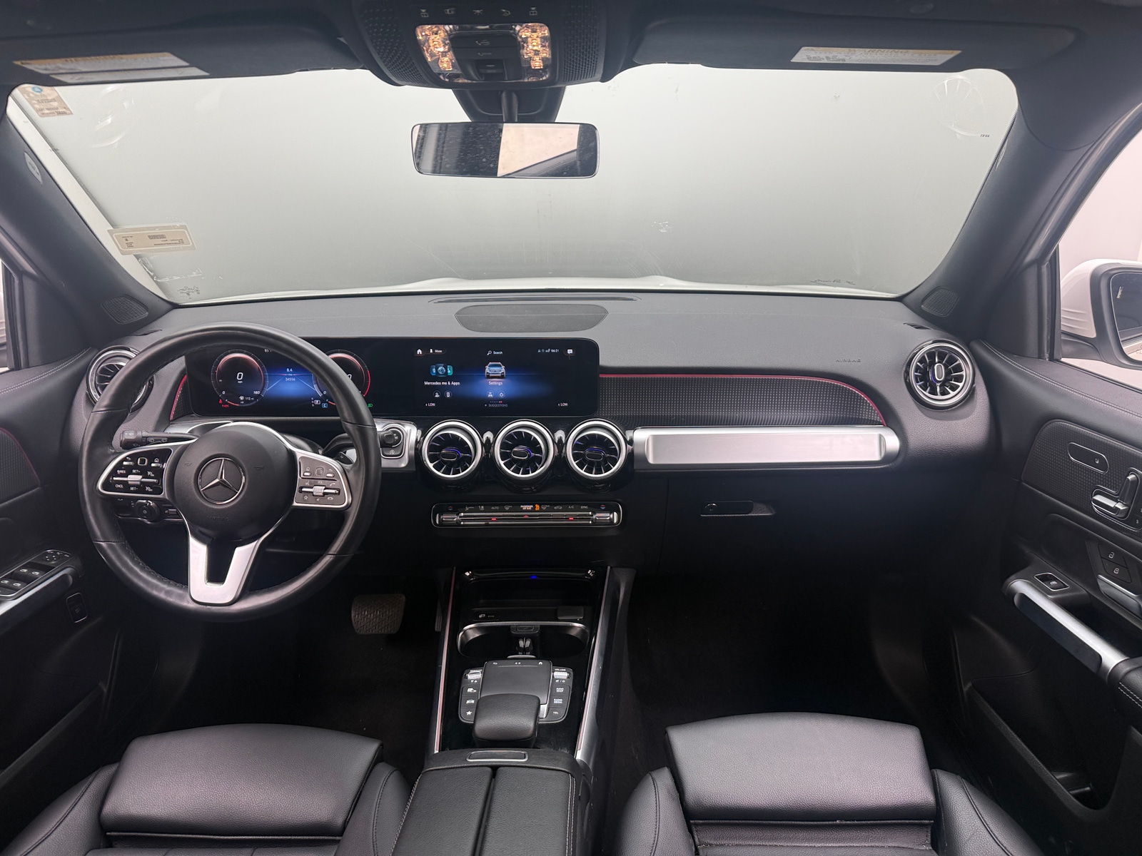 Thumbnail: 2023 Mercedes-Benz GLB - 2
