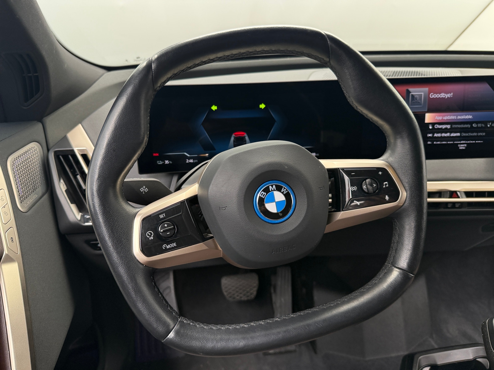 Thumbnail: 2023 BMW iX - 4