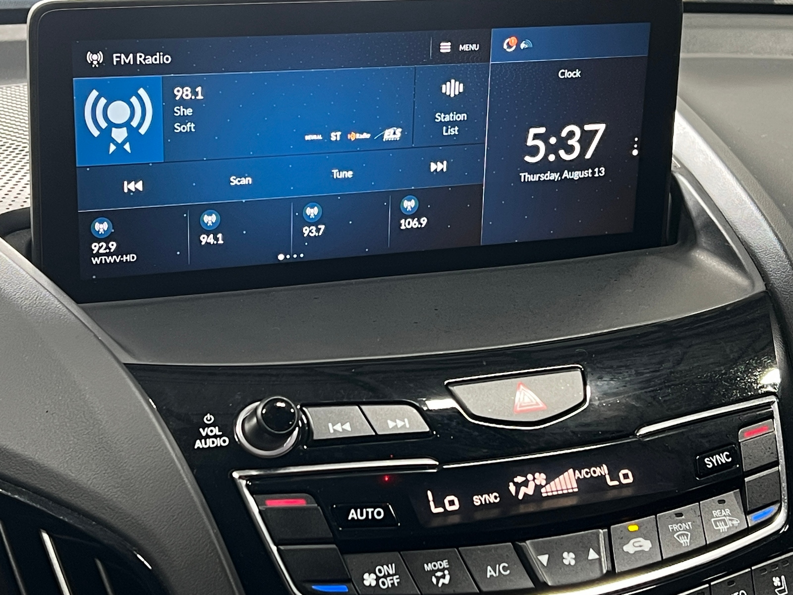 Thumbnail: 2021 Acura RDX - 3