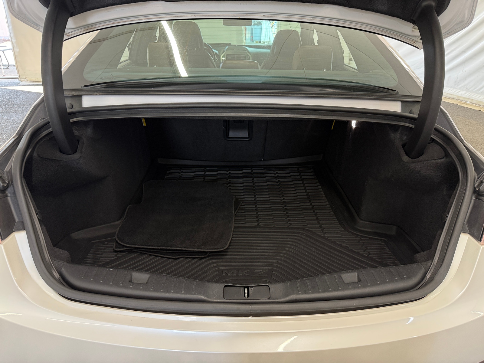 Thumbnail: 2019 Lincoln MKZ - 6