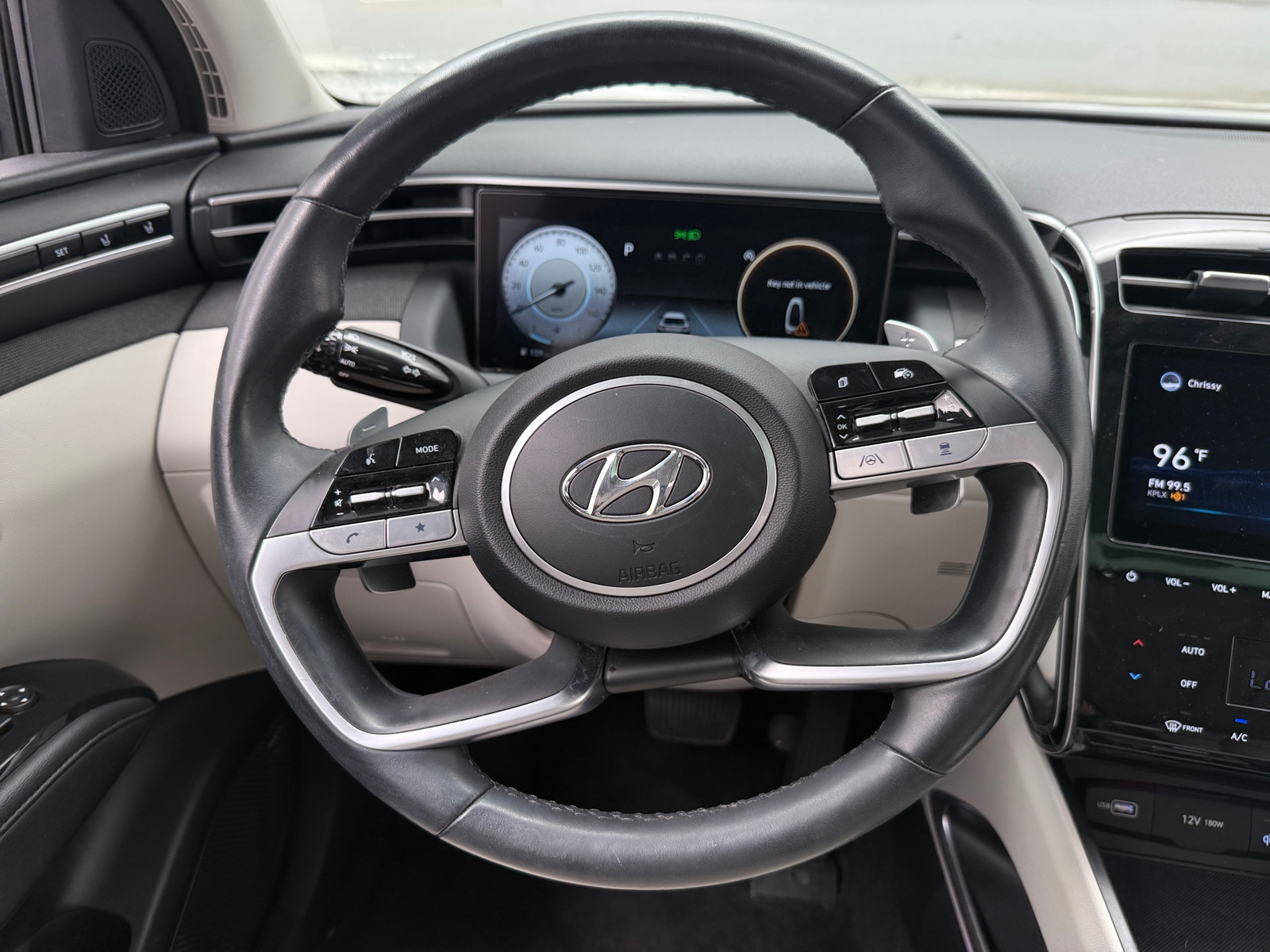 Thumbnail: 2022 Hyundai Tucson - 4