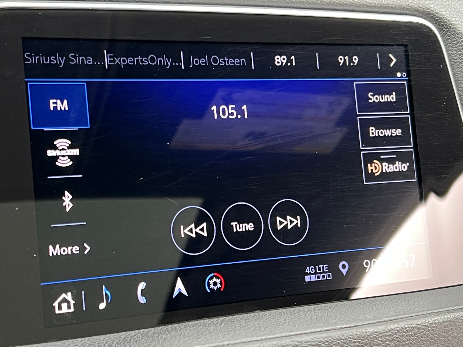 Thumbnail: 2019 Cadillac XT4 - 3