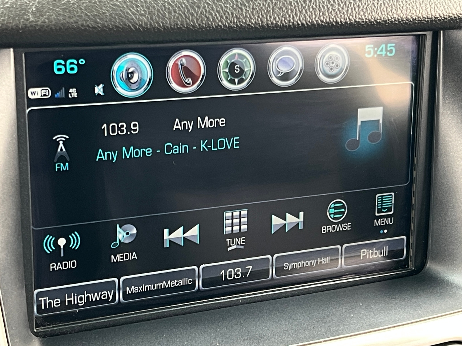Thumbnail: 2018 GMC Yukon - 3
