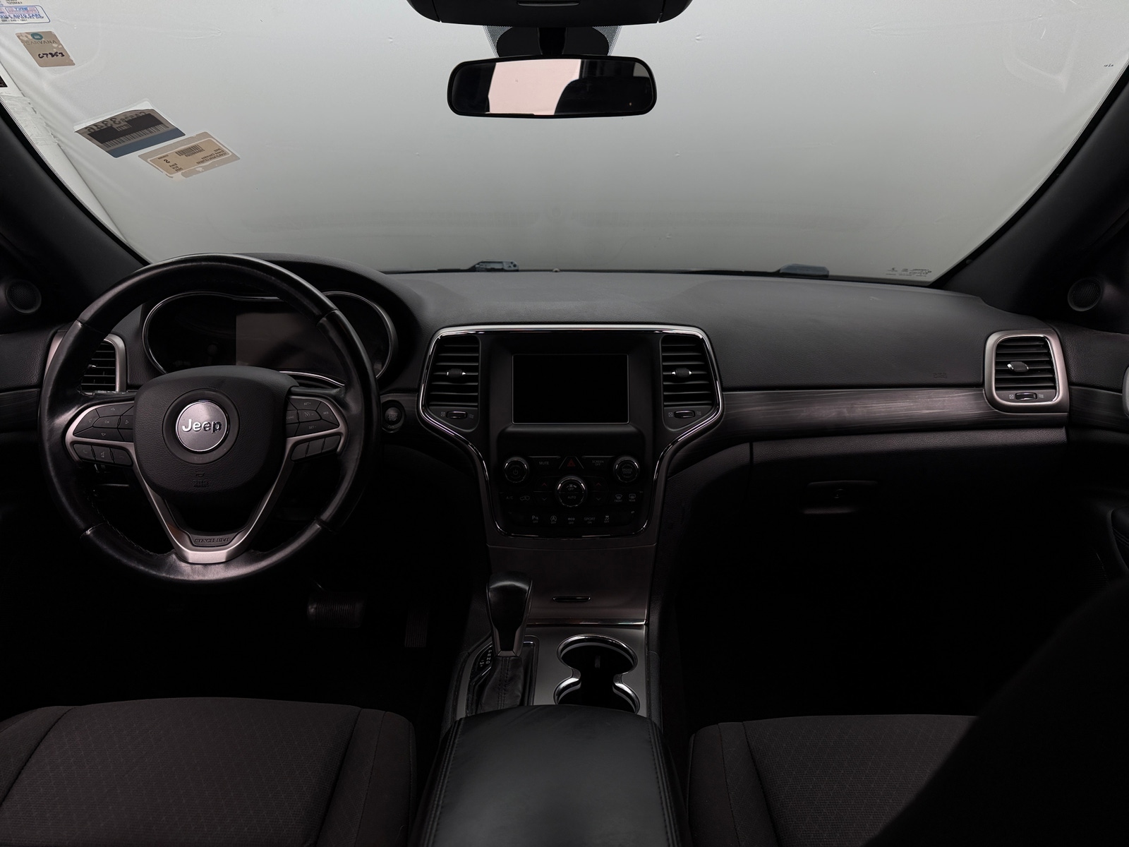 Thumbnail: 2020 Jeep Grand Cherokee - 3