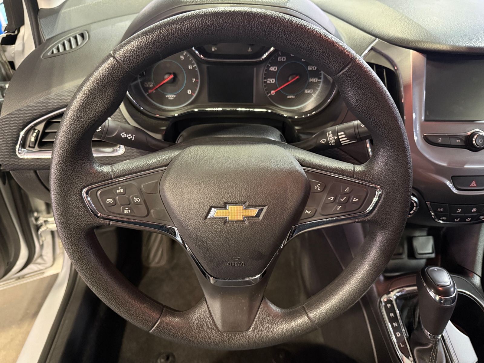 Thumbnail: 2018 Chevrolet Cruze - 5