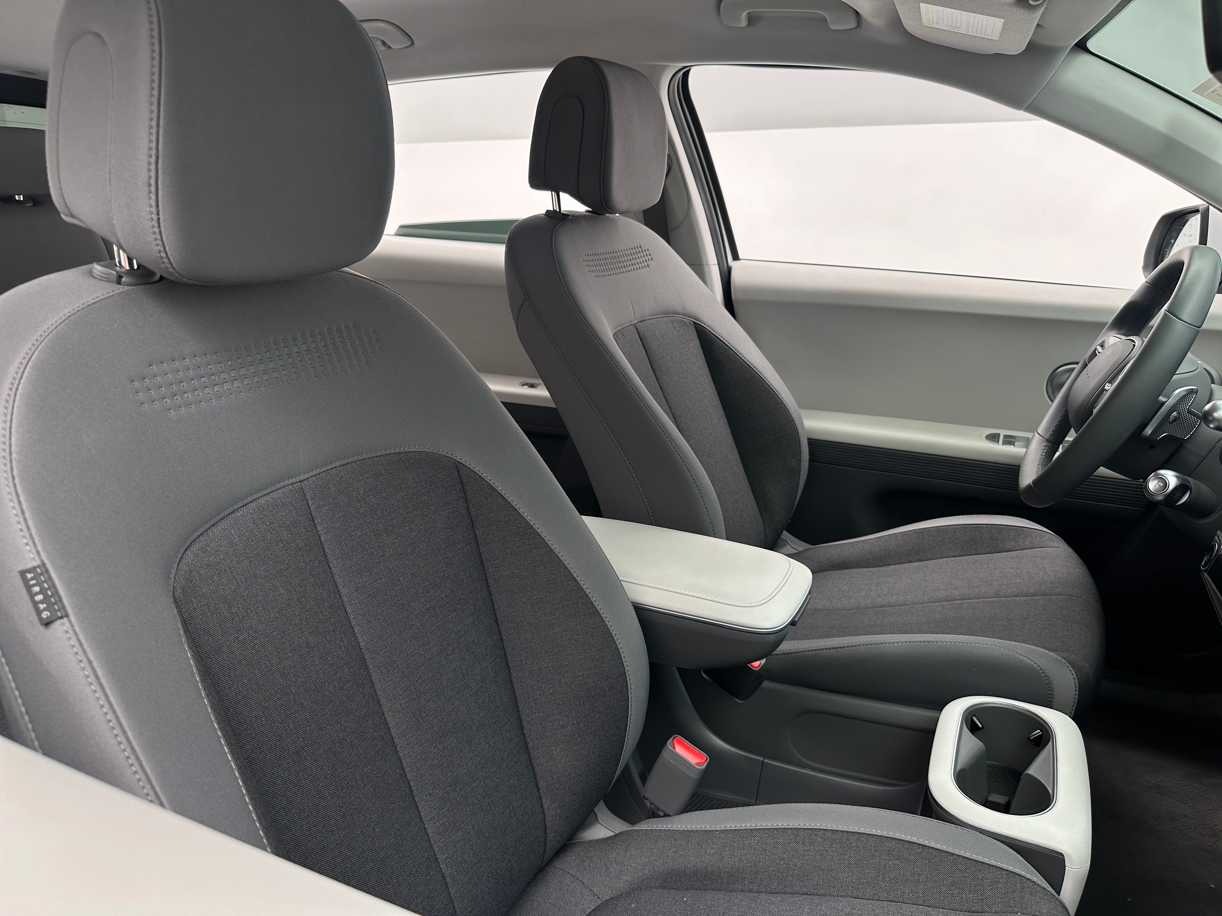Used 2024 Hyundai IONIQ 5 SE with VIN KM8KM4DE2RU294481 for sale in Oak Creek, WI