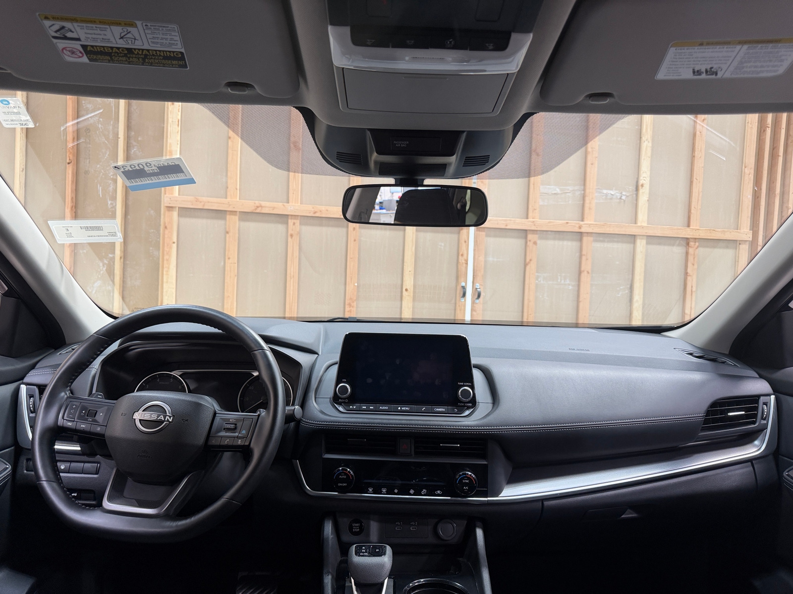Thumbnail: 2025 Nissan Rogue - 3