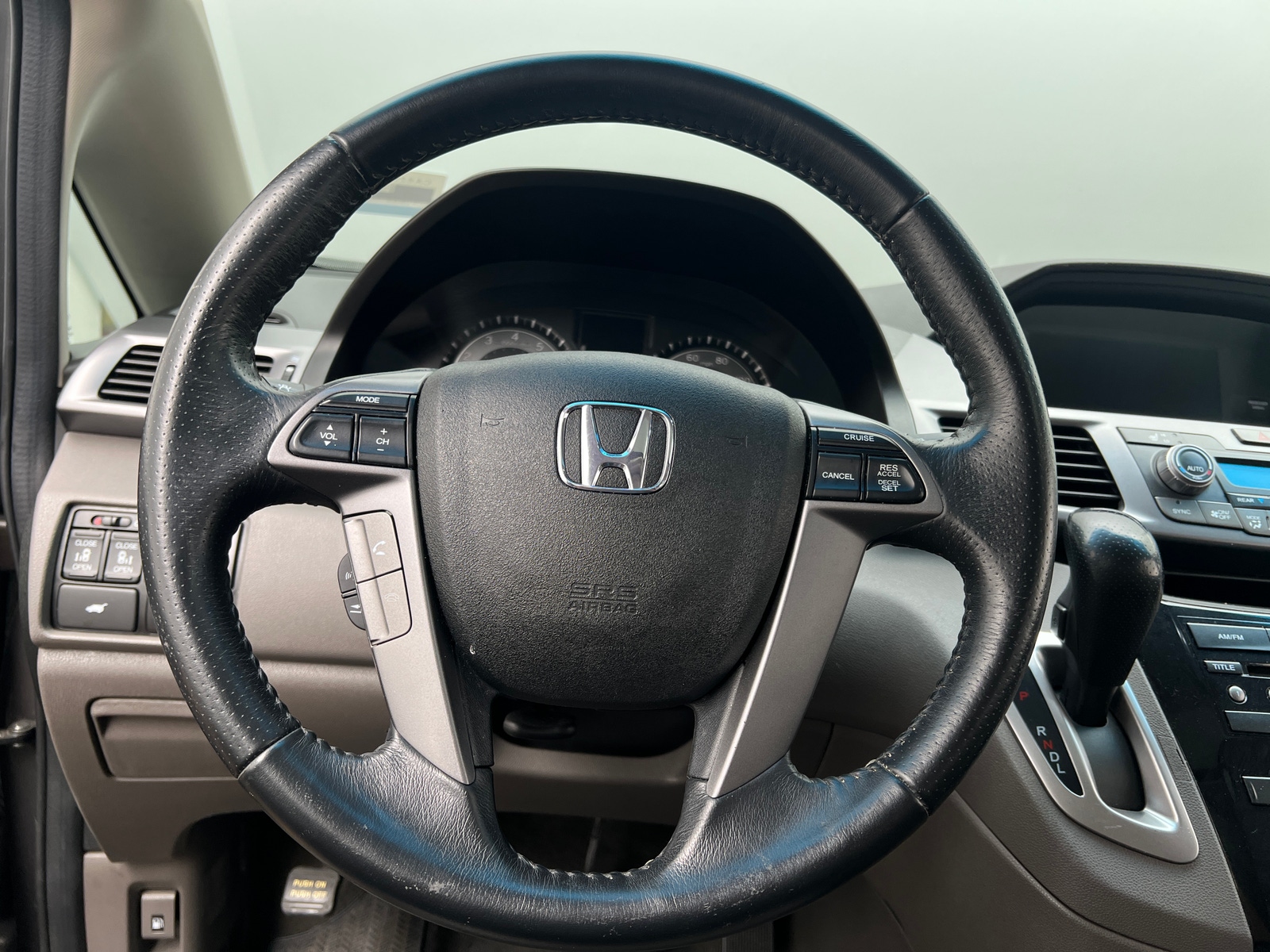 Thumbnail: 2011 Honda Odyssey - 4
