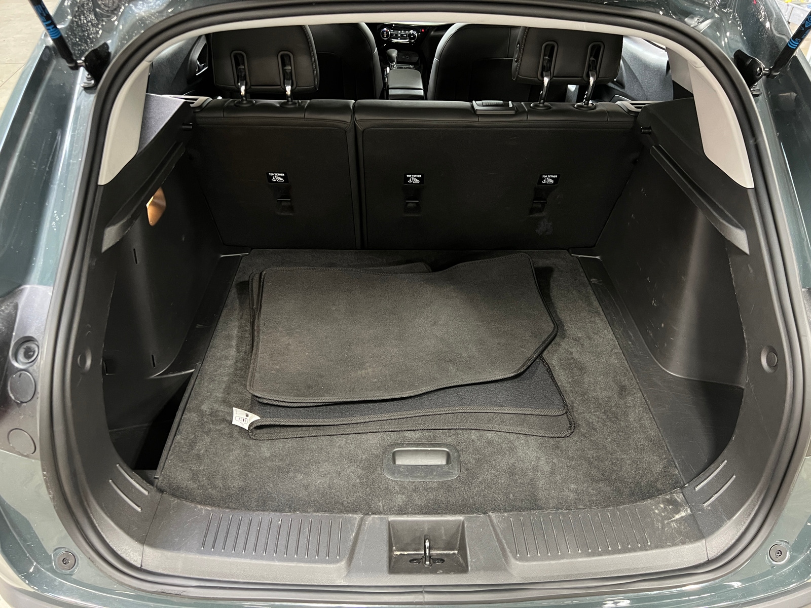 Thumbnail: 2025 Chevrolet Trax - 6