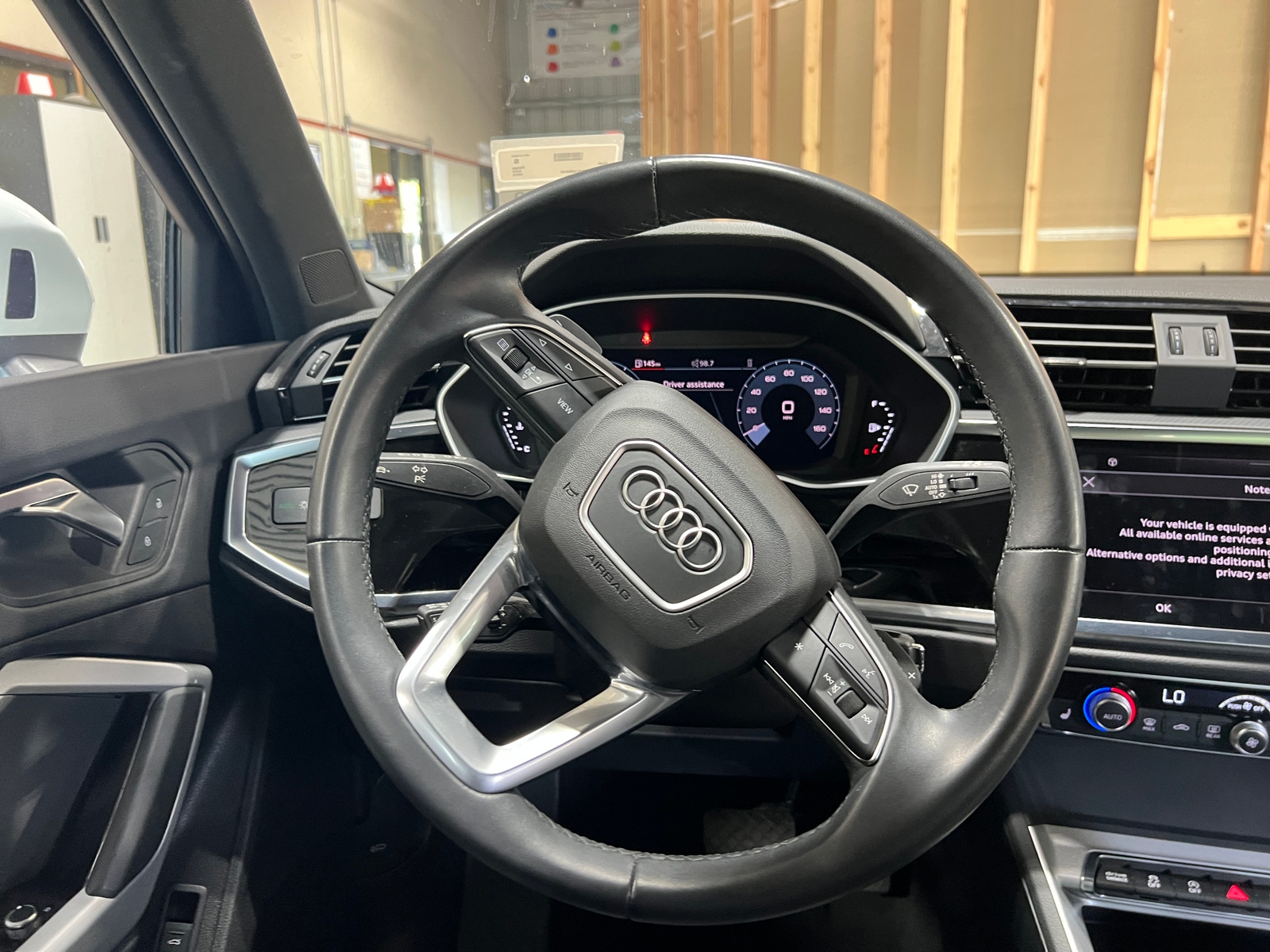 Thumbnail: 2025 Audi Q3 - 5