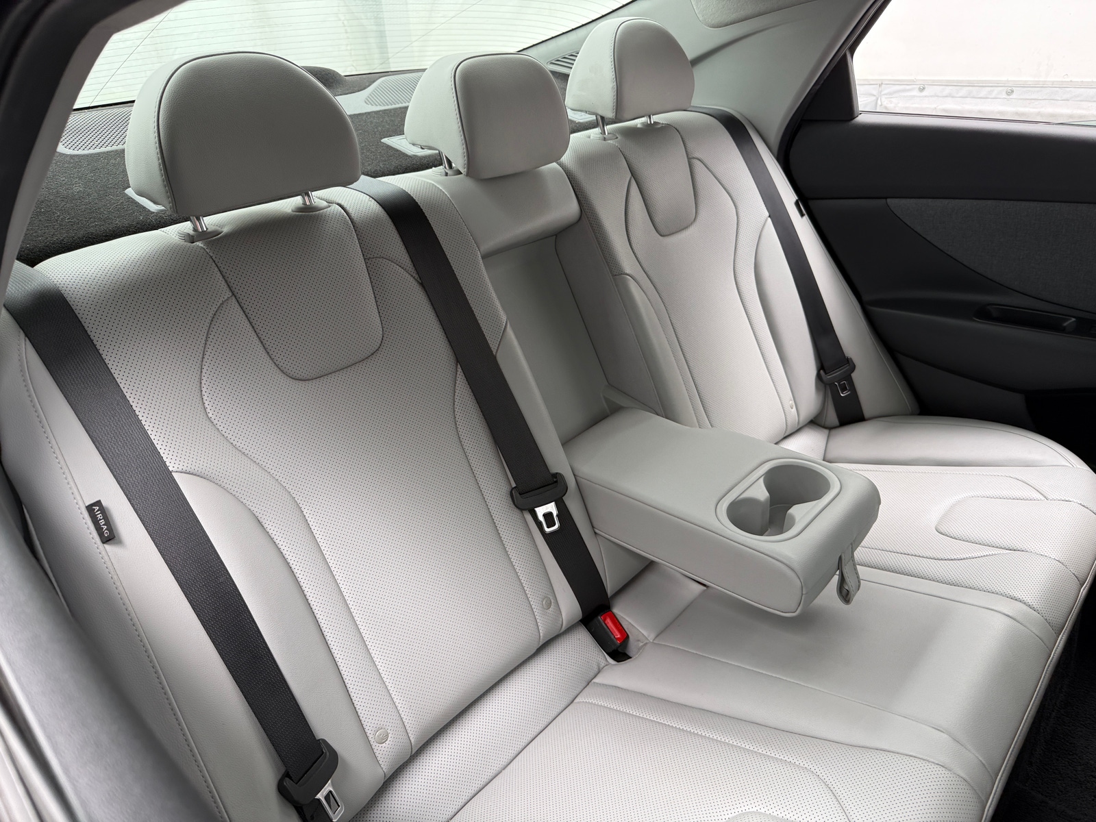 Thumbnail: 2024 Hyundai Elantra - 5