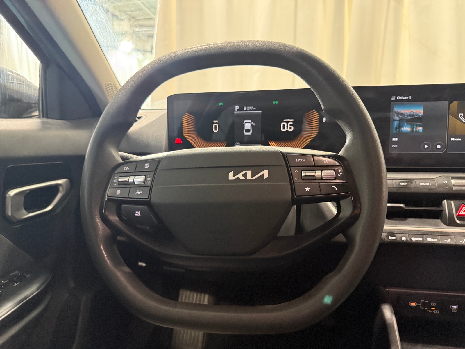 Thumbnail: 2025 Kia K4 - 5