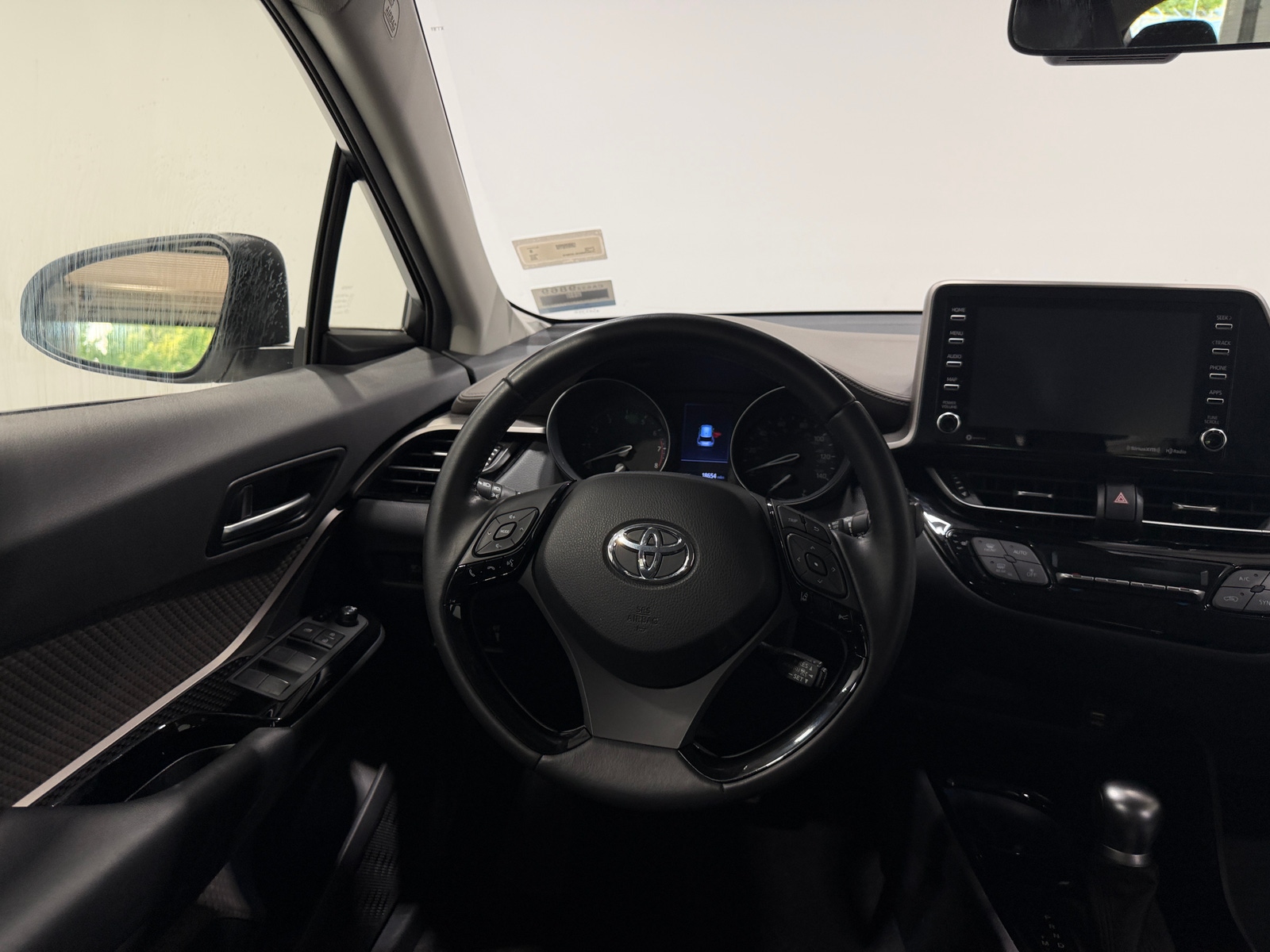 Thumbnail: 2020 Toyota C-HR - 4