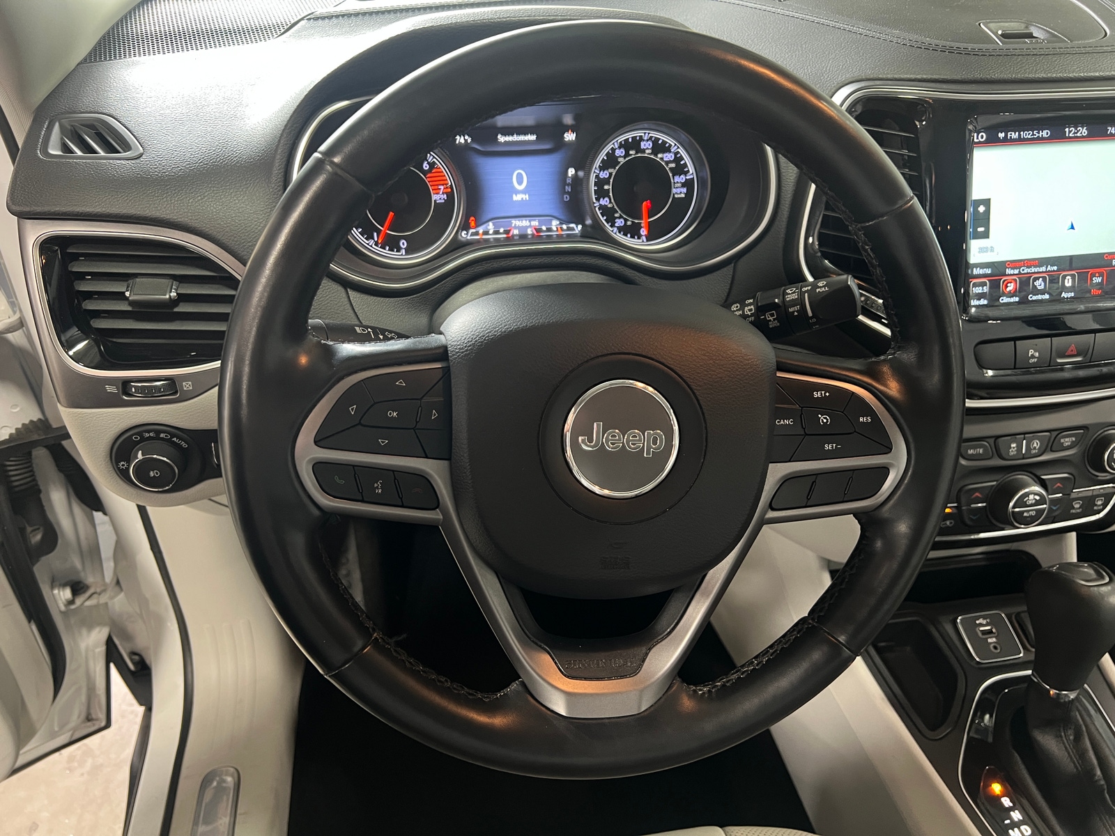 Thumbnail: 2020 Jeep Cherokee - 4