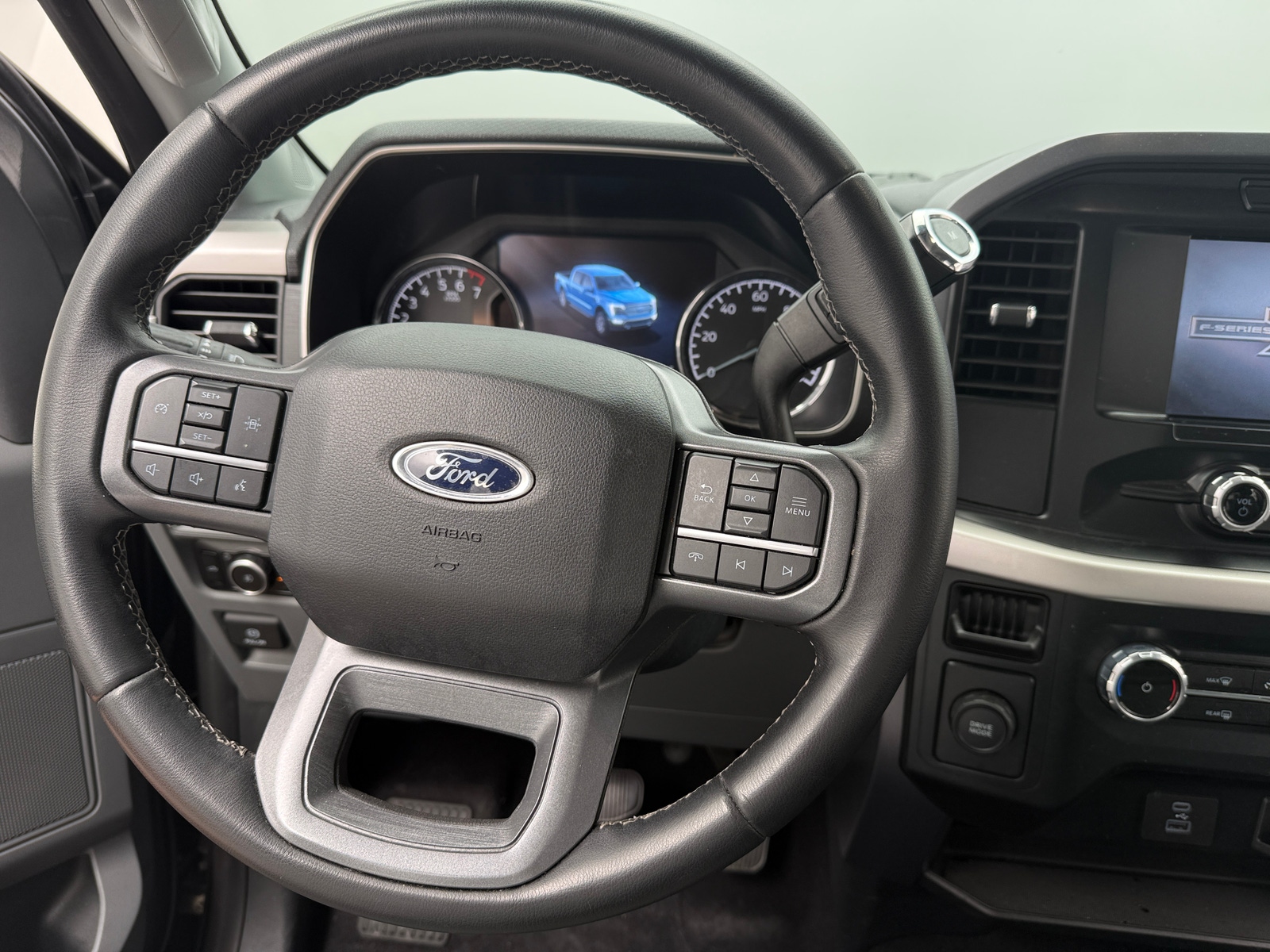 Thumbnail: 2023 Ford Econoline - 5