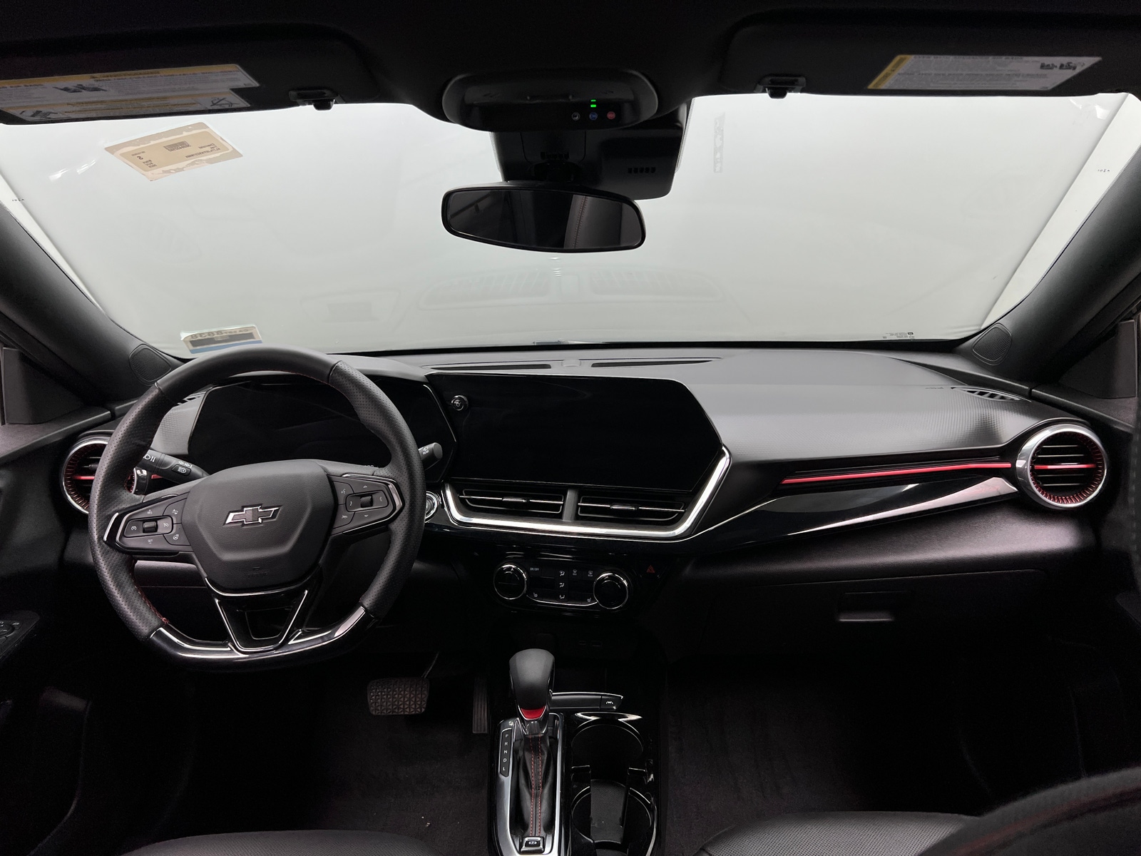 Thumbnail: 2025 Chevrolet Trax - 2