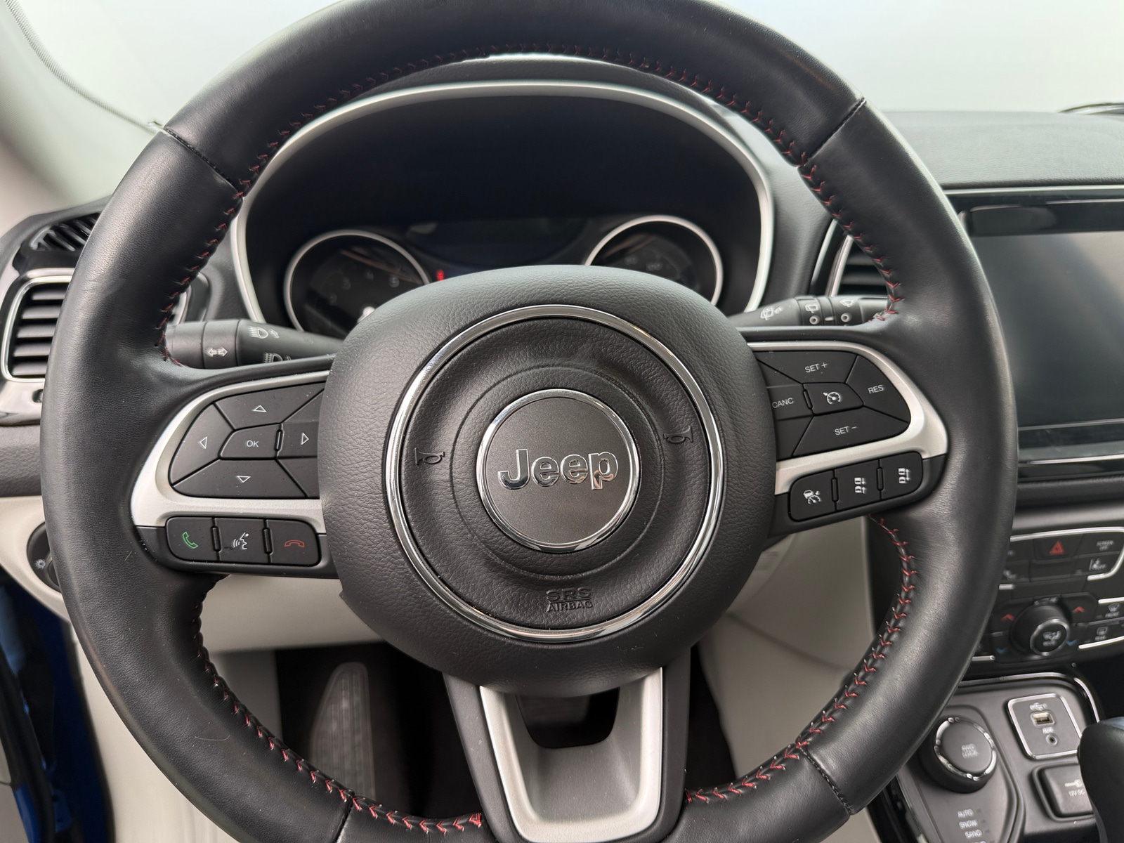 Thumbnail: 2021 Jeep Compass - 4