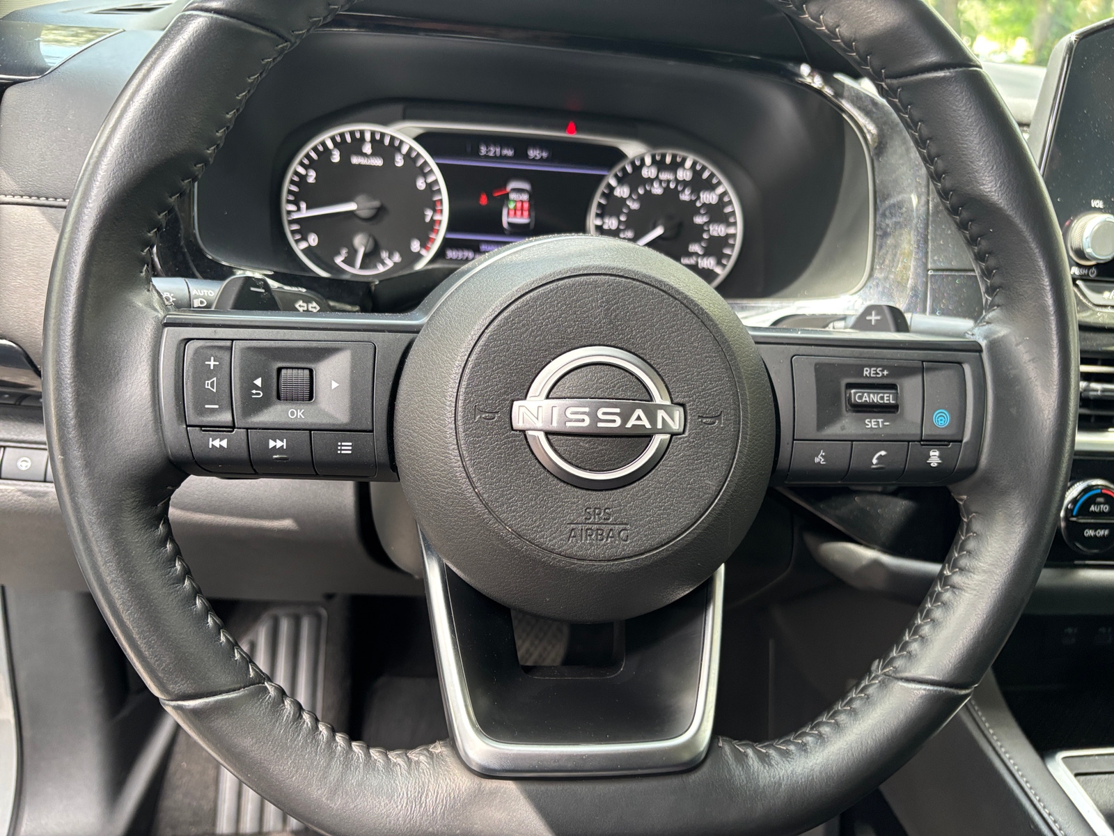 Thumbnail: 2025 Nissan Pathfinder - 5