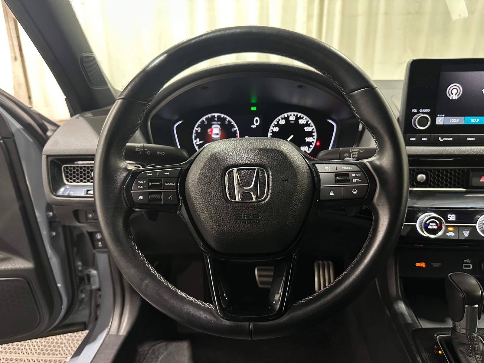 Thumbnail: 2023 Honda Civic - 5