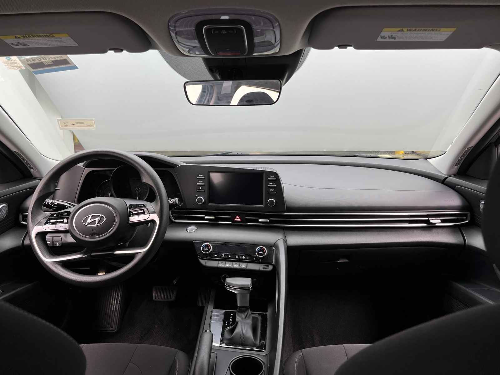Thumbnail: 2022 Hyundai Elantra - 3