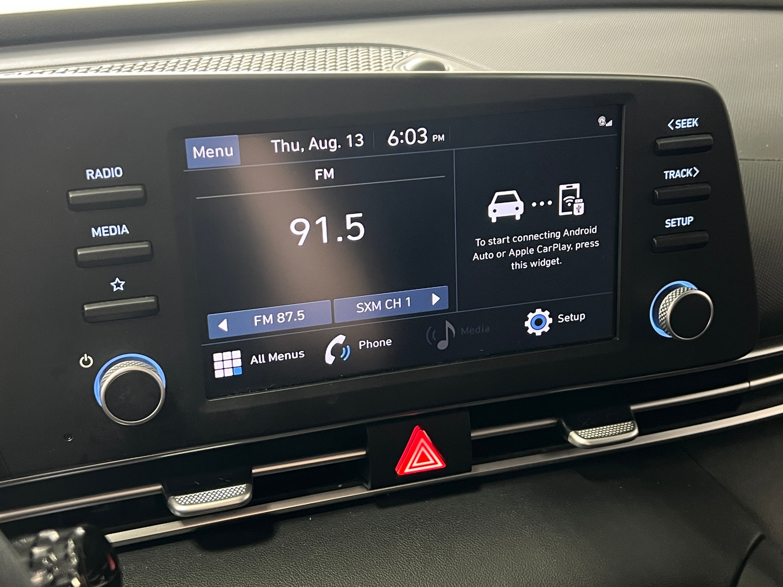 Thumbnail: 2022 Hyundai Elantra - 4