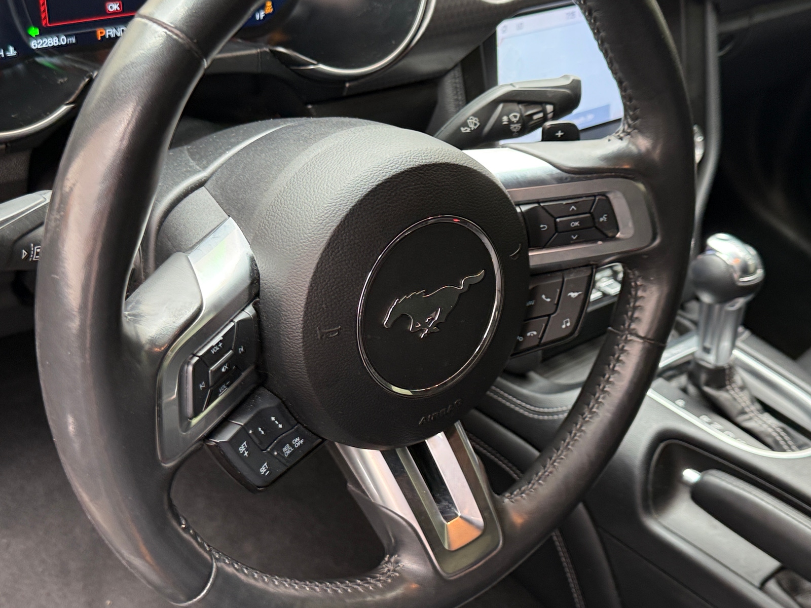 Thumbnail: 2022 Ford Mustang - 3
