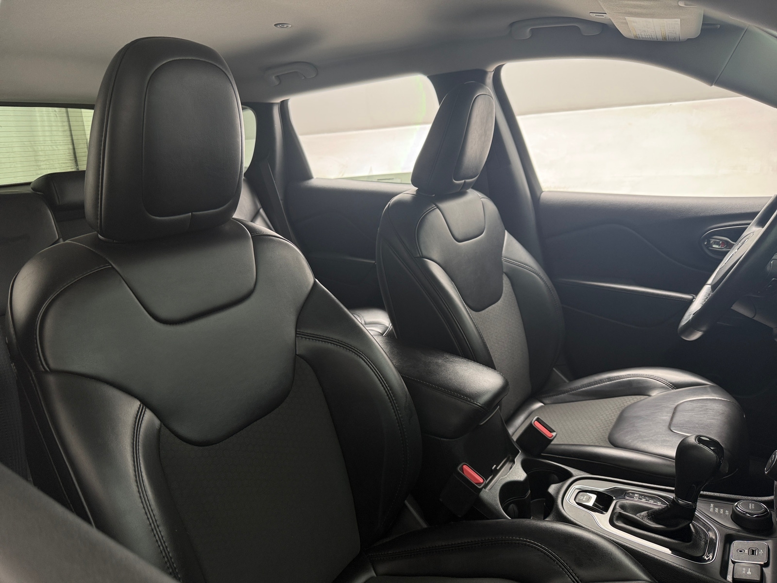 Thumbnail: 2019 Jeep Cherokee - 2