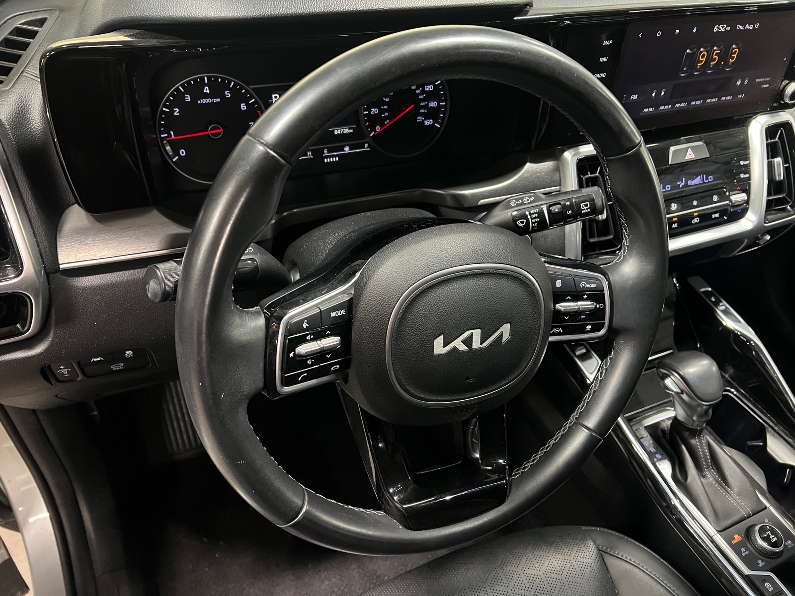 Thumbnail: 2022 Kia Sorento - 4