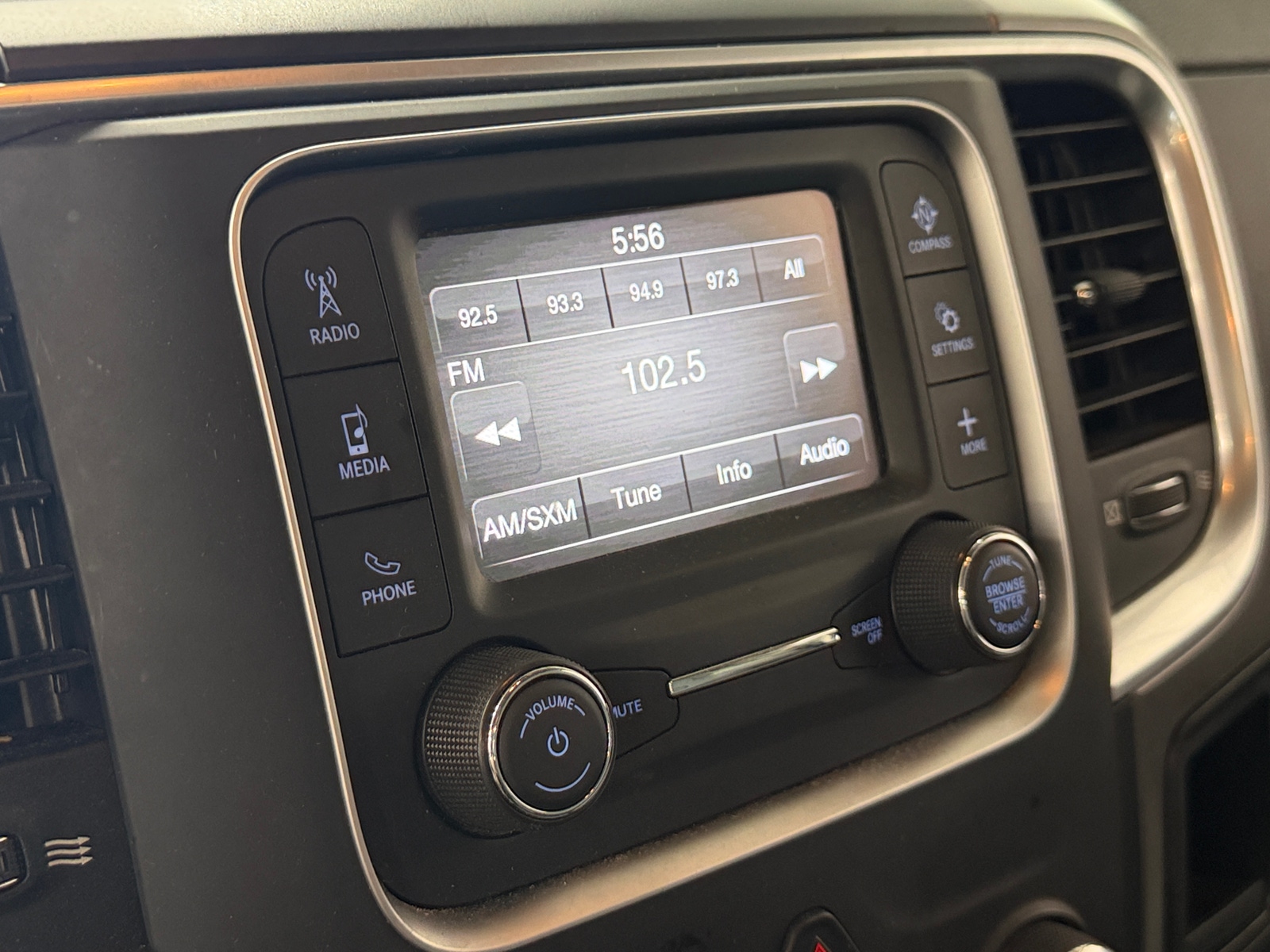 Thumbnail: 2024 RAM 1500 Classic - 4