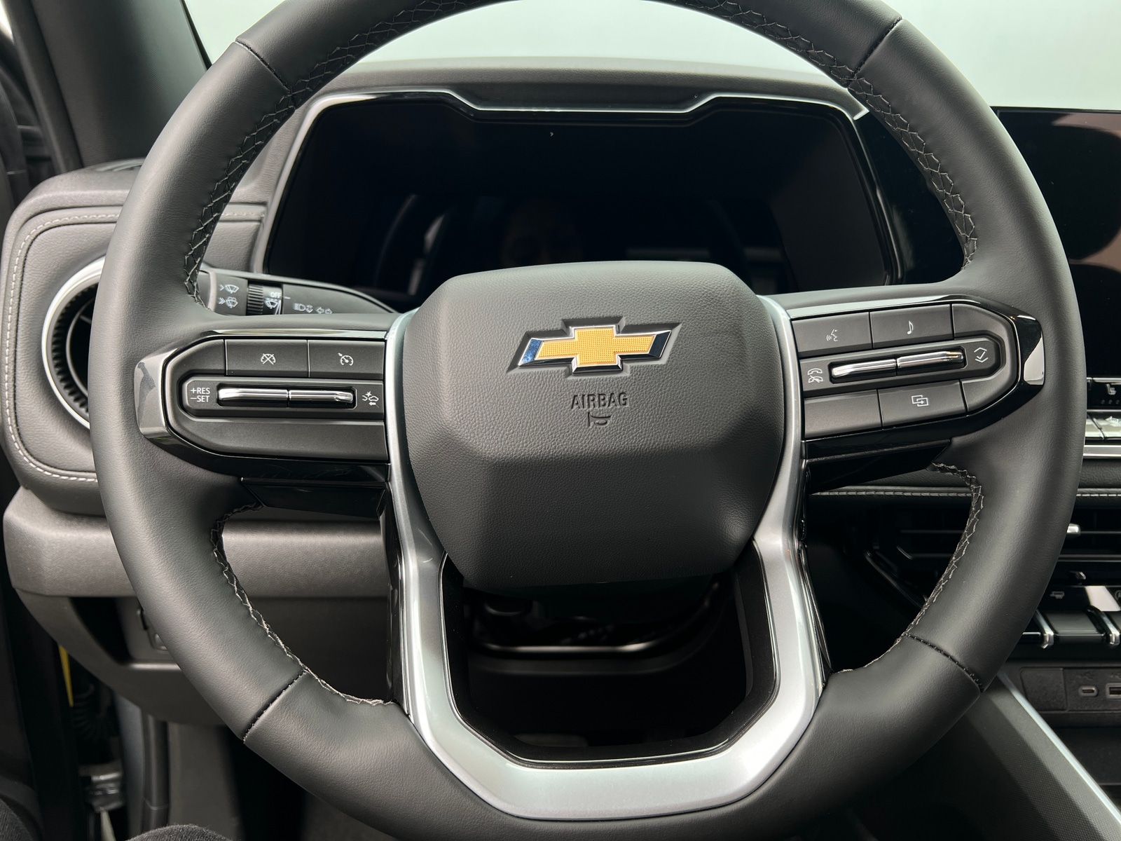 Thumbnail: 2026 Chevrolet Colorado - 5