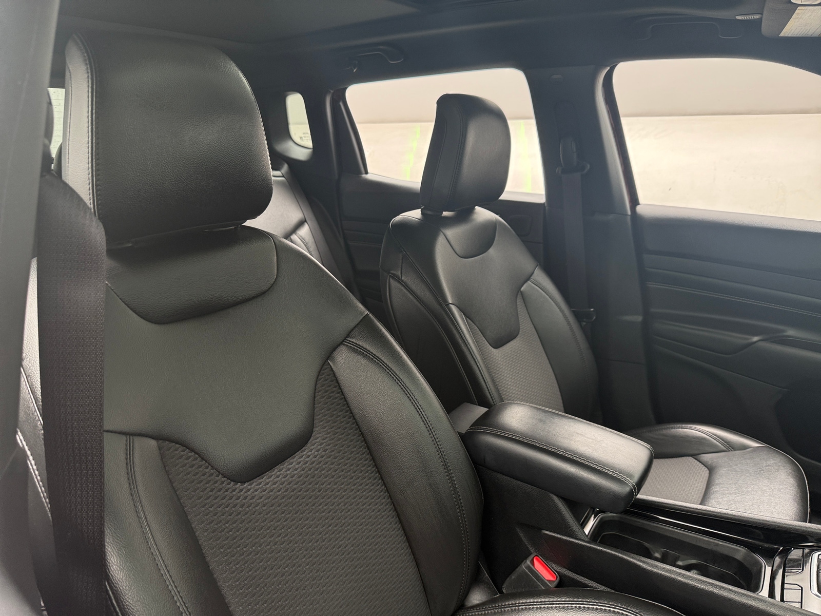 Thumbnail: 2022 Jeep Compass - 2