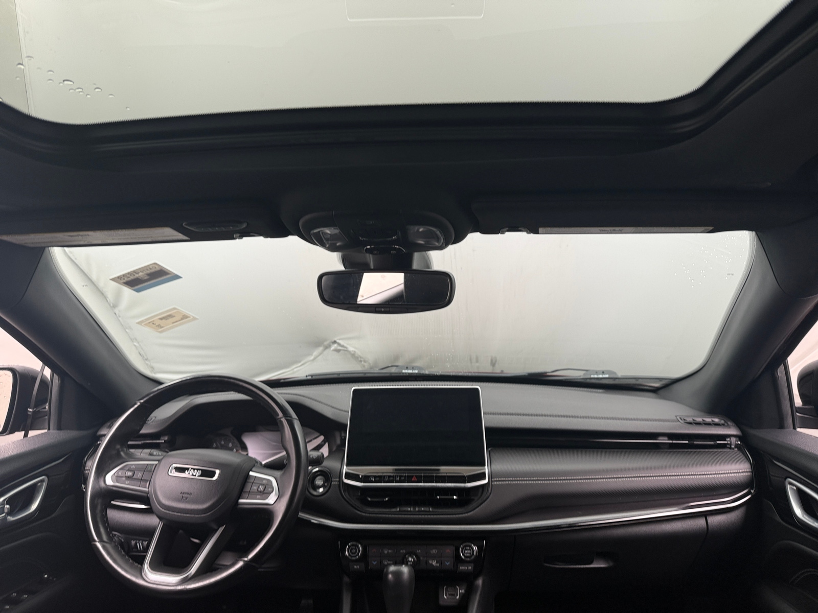 Thumbnail: 2022 Jeep Compass - 3
