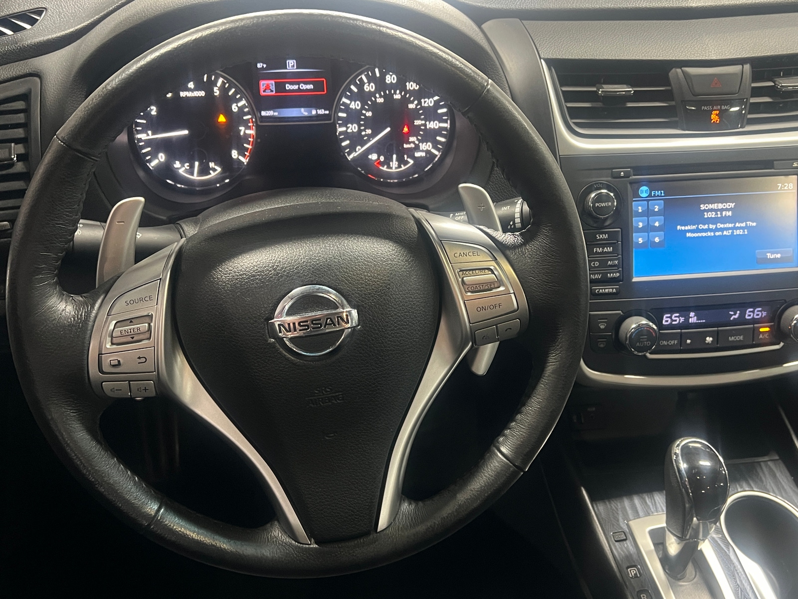 Thumbnail: 2016 Nissan Altima - 4
