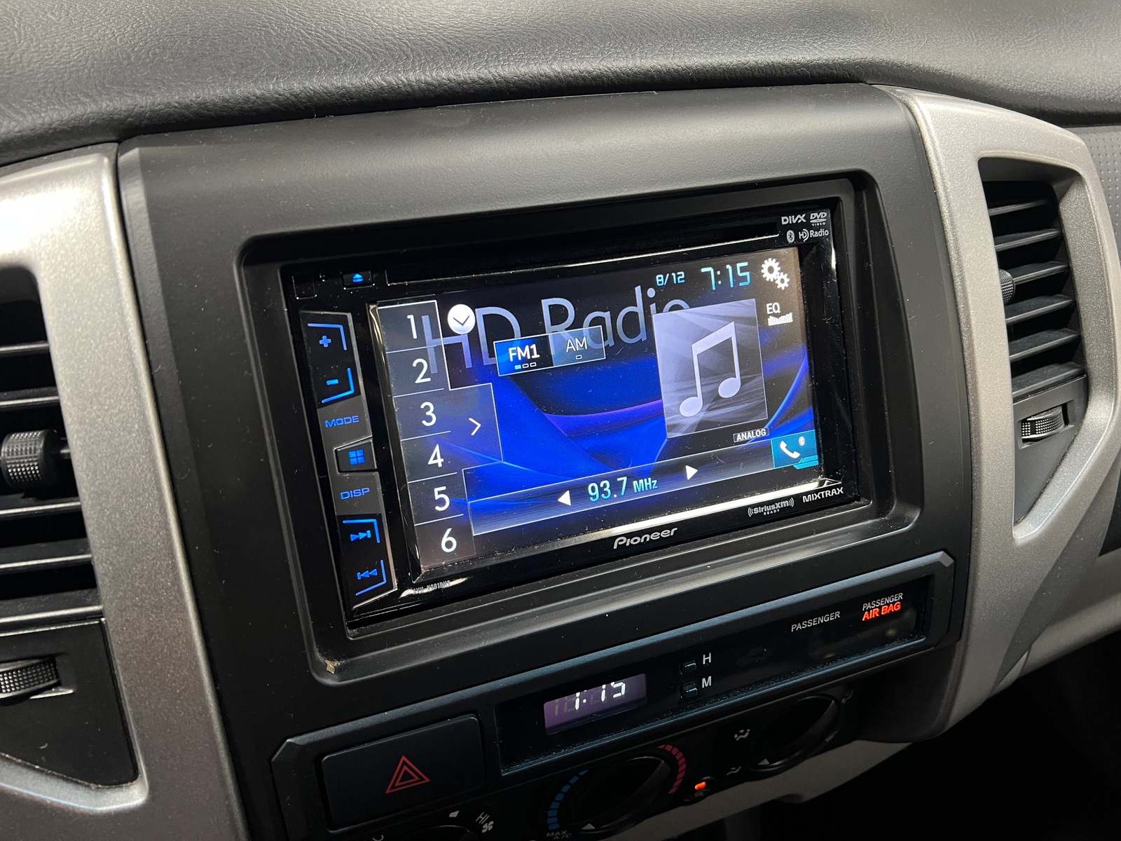 Thumbnail: 2012 Toyota Tacoma - 4