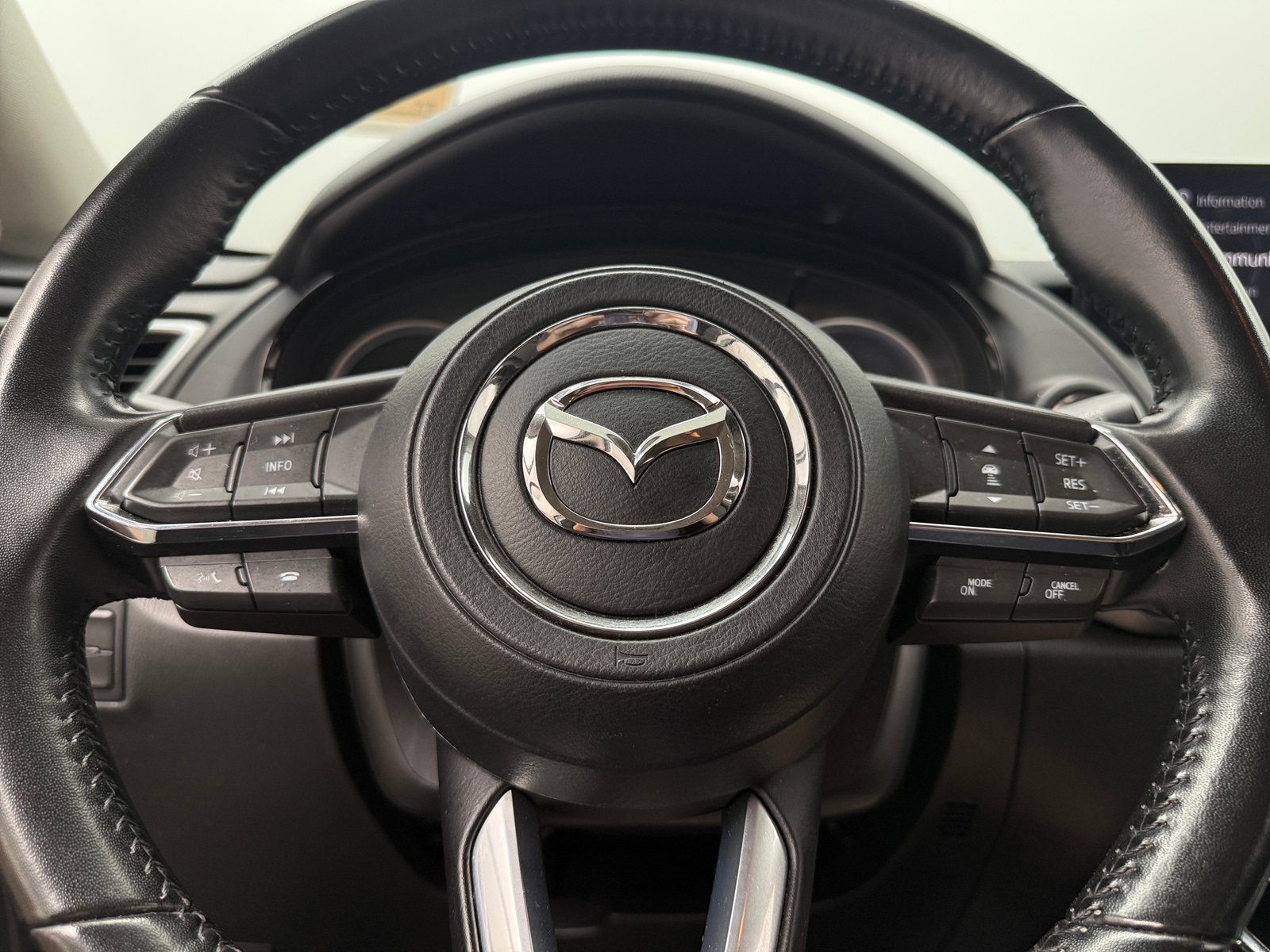 Thumbnail: 2023 Mazda CX-9 - 4