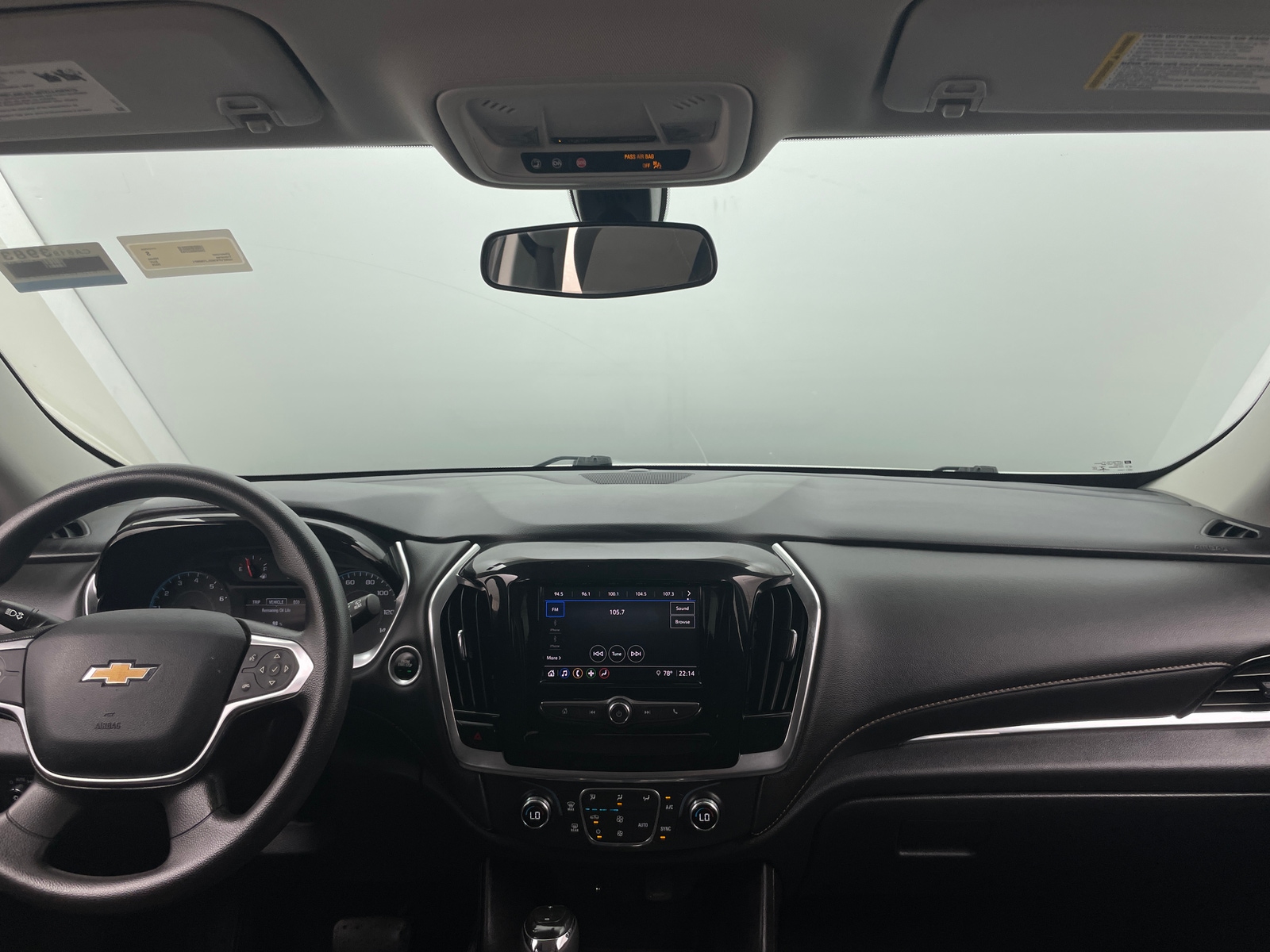 Thumbnail: 2020 Chevrolet Traverse - 3