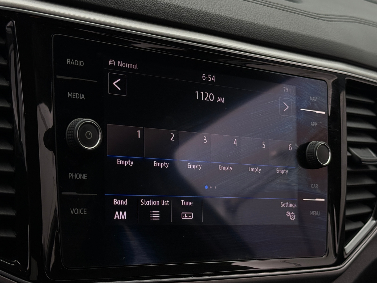 Thumbnail: 2019 Volkswagen Atlas - 3
