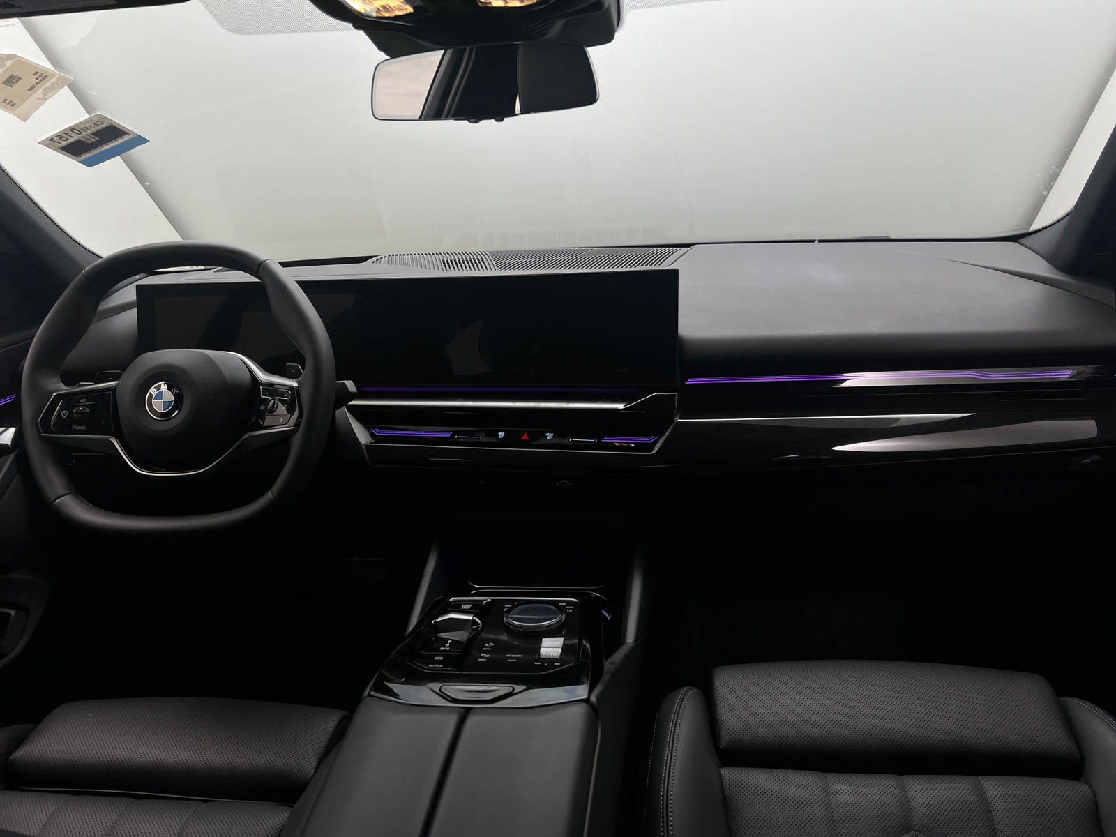 Thumbnail: 2026 BMW 5 Series - 3