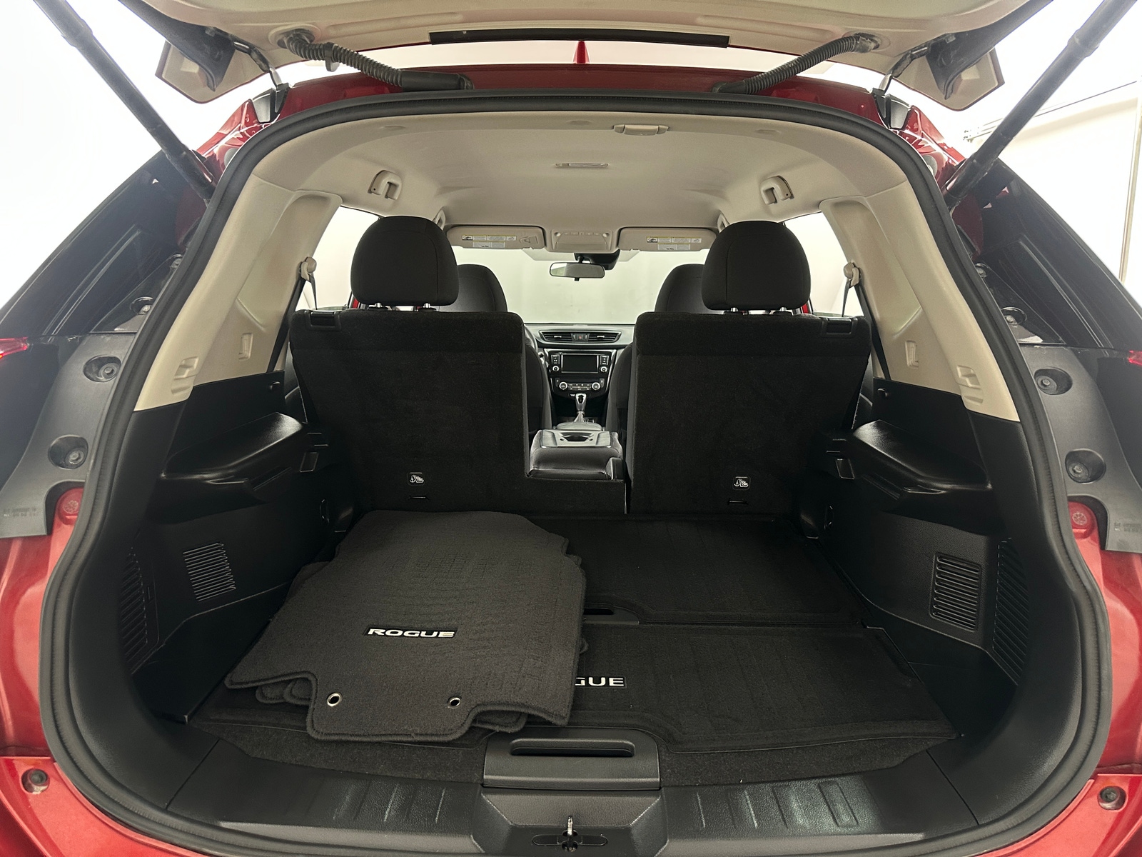Thumbnail: 2020 Nissan Rogue - 7